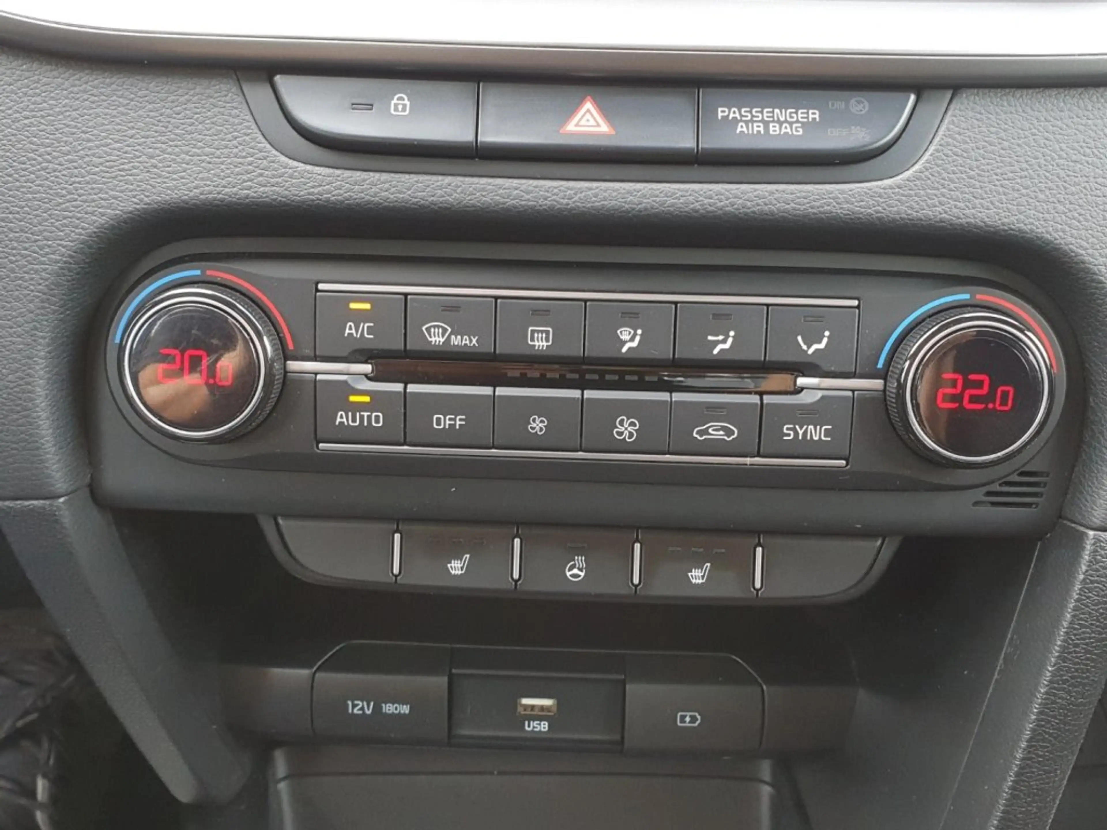 Kia XCeed 1,0 TGDI GPF Silber — photo 15