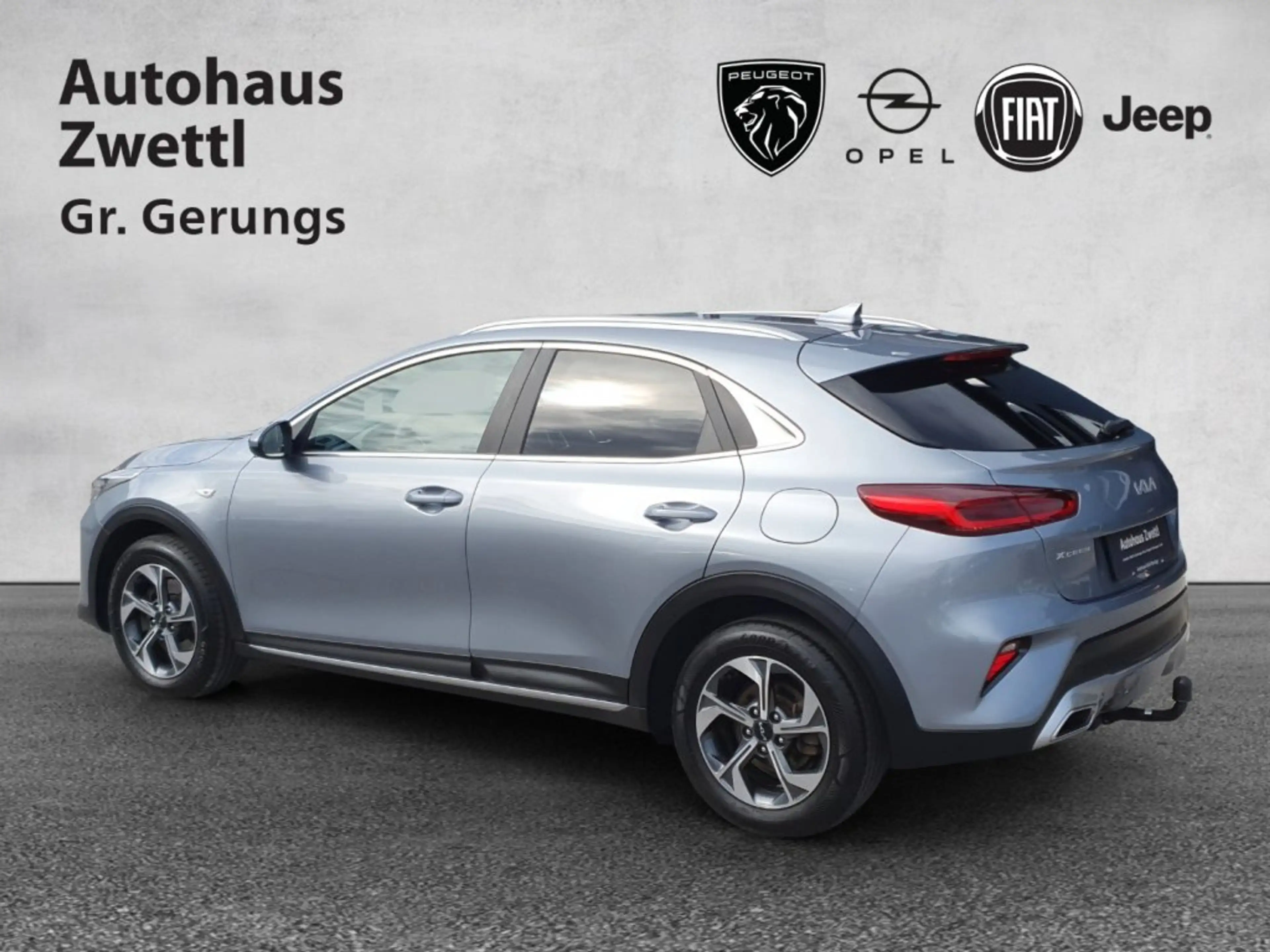 Kia XCeed 1,0 TGDI GPF Silber — photo 4