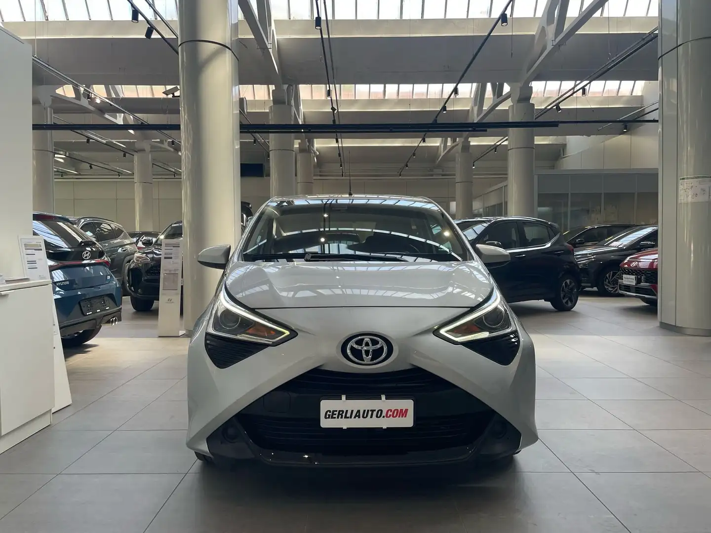 Toyota Aygo Aygo 5p 1.0 x-fun 72cv PROMO 48 Grigio - 2