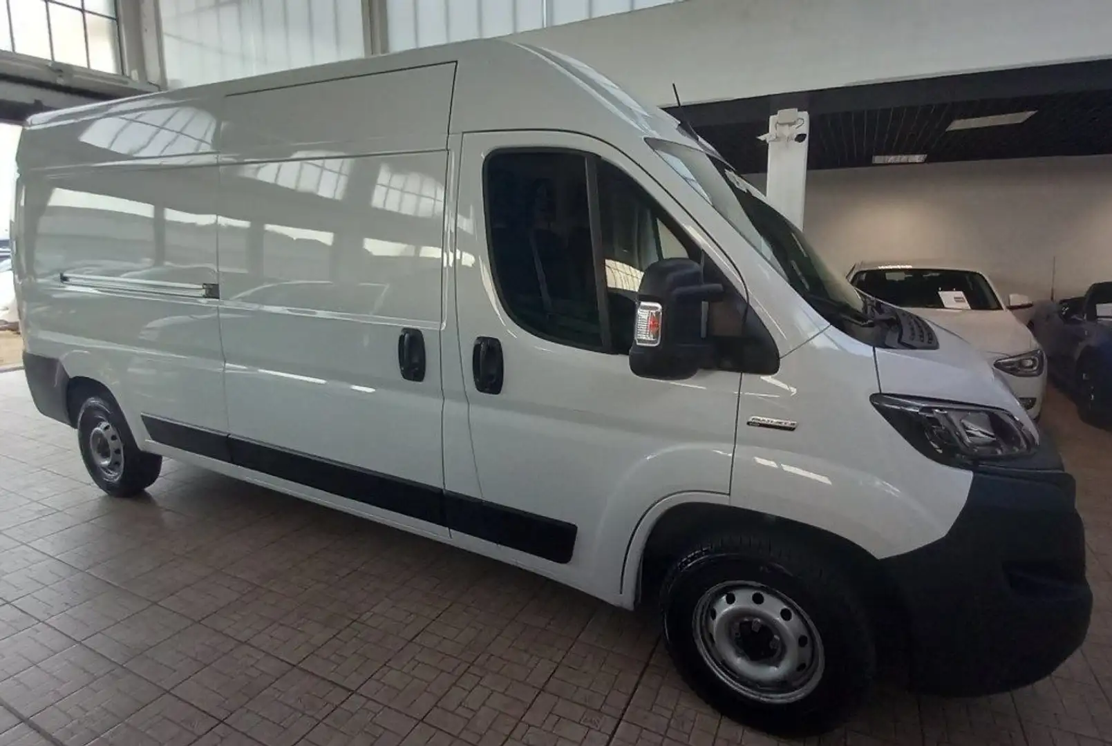 Fiat Ducato 33 2.2 Mjt 140CV PASSO LUNGO TETTO ALTO Bianco - 2