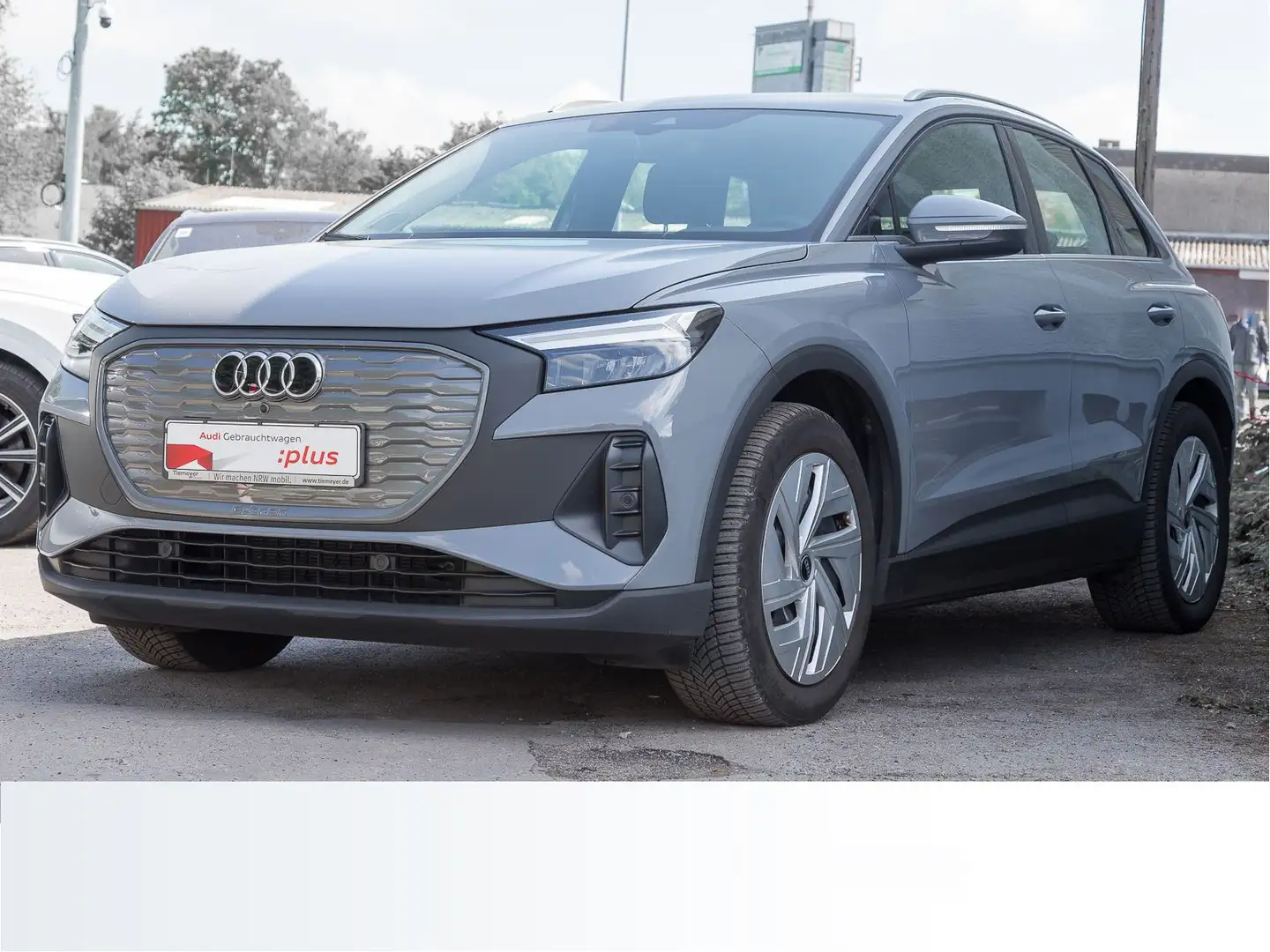 Audi 35 e-tron ALLWETTER APS+ GRA Šedá - 2