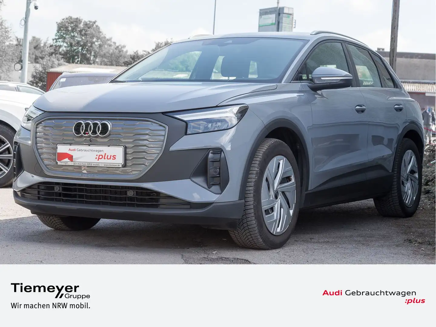 Audi 35 e-tron ALLWETTER APS+ GRA Šedá - 1