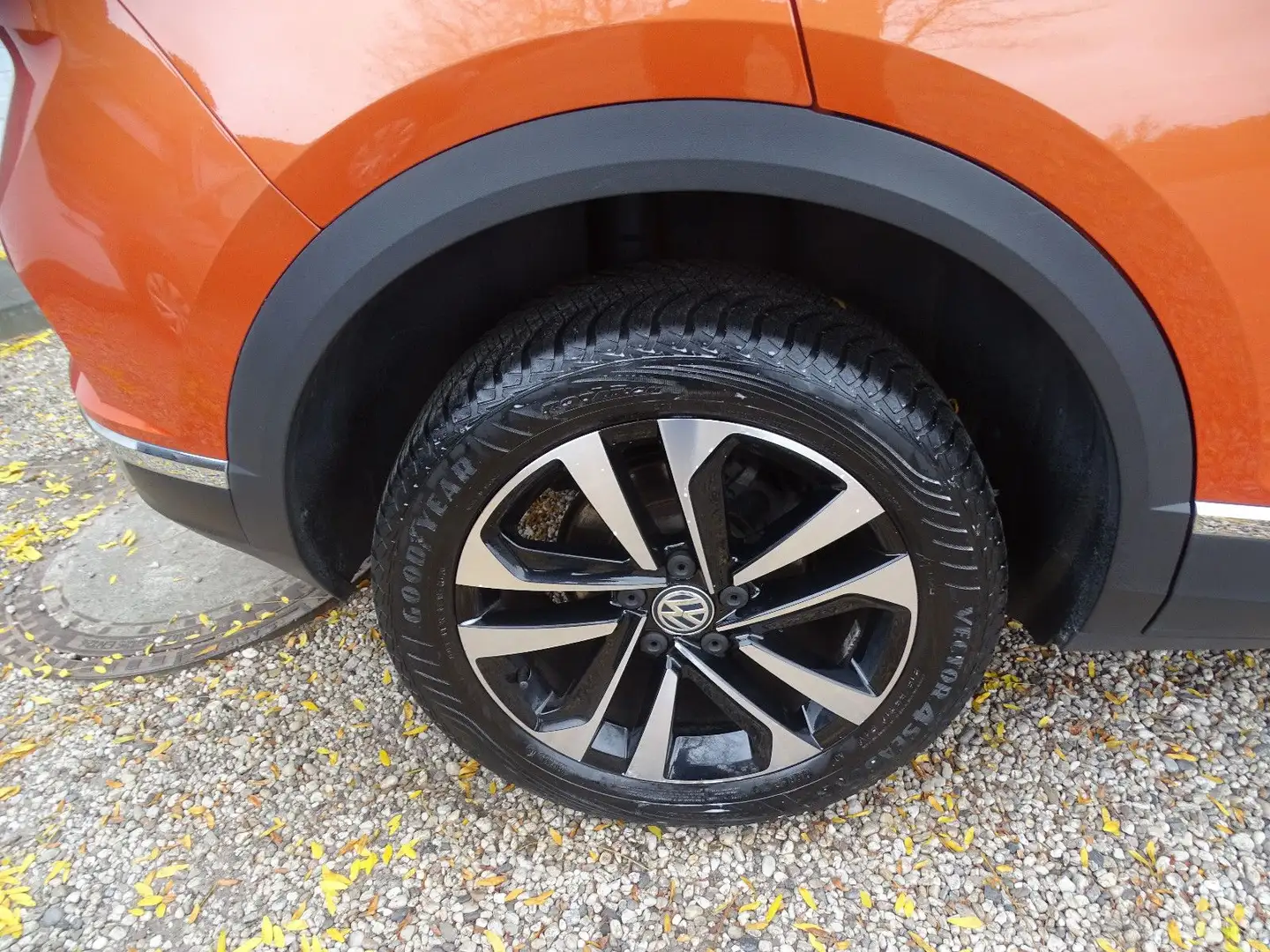 Volkswagen T-Roc United Navi PDC SHZ Orange - 2
