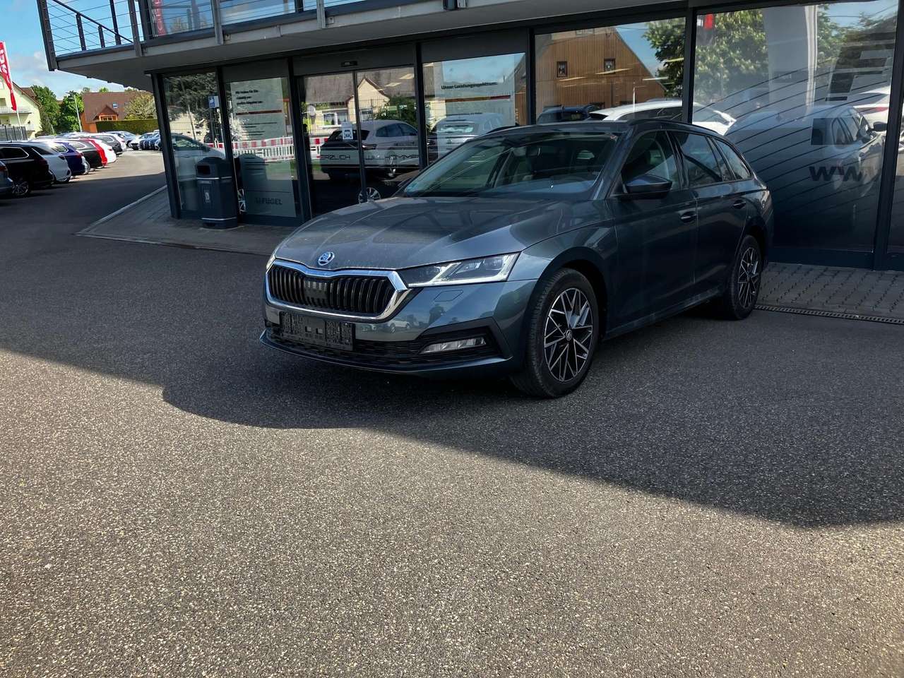 Skoda-Octavia-1.5 TSI Ambition LED|virt.Cock.|Navi|ACC