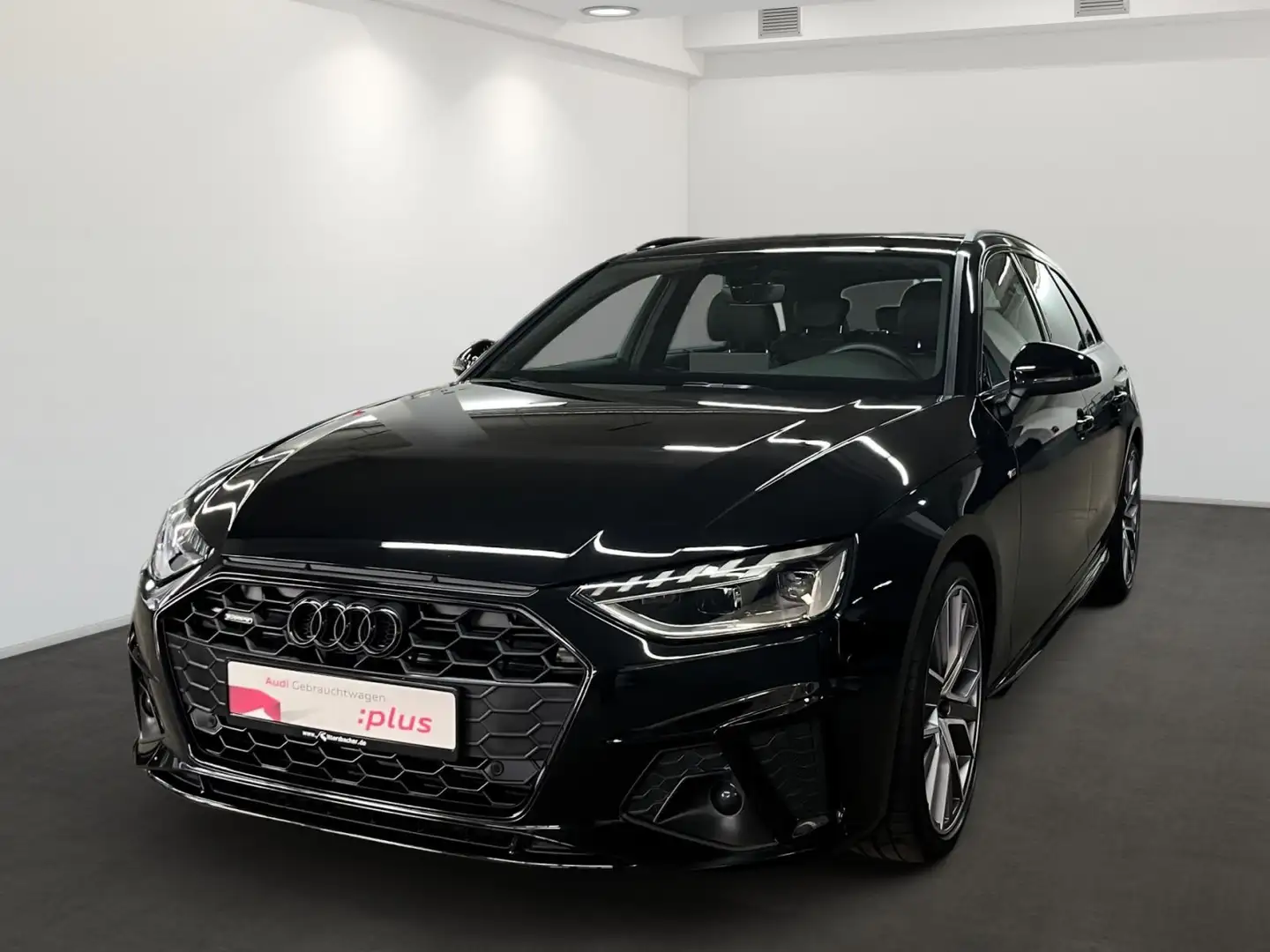 Audi A4 40 TFSI quattro s-line Competition Busi Schwarz - 2