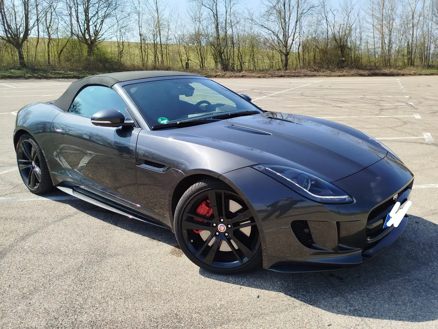Jaguar F-Type R RWD Grau - 2