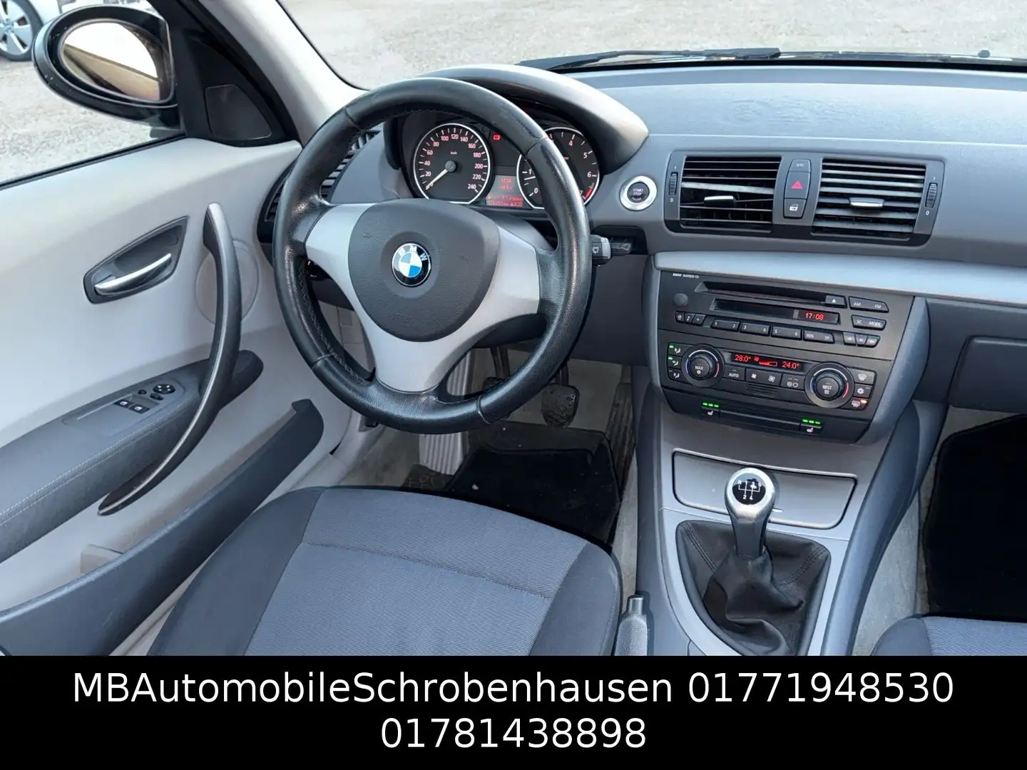 BMW 118 Baureihe 1 Lim. 118i Schwarz - 2