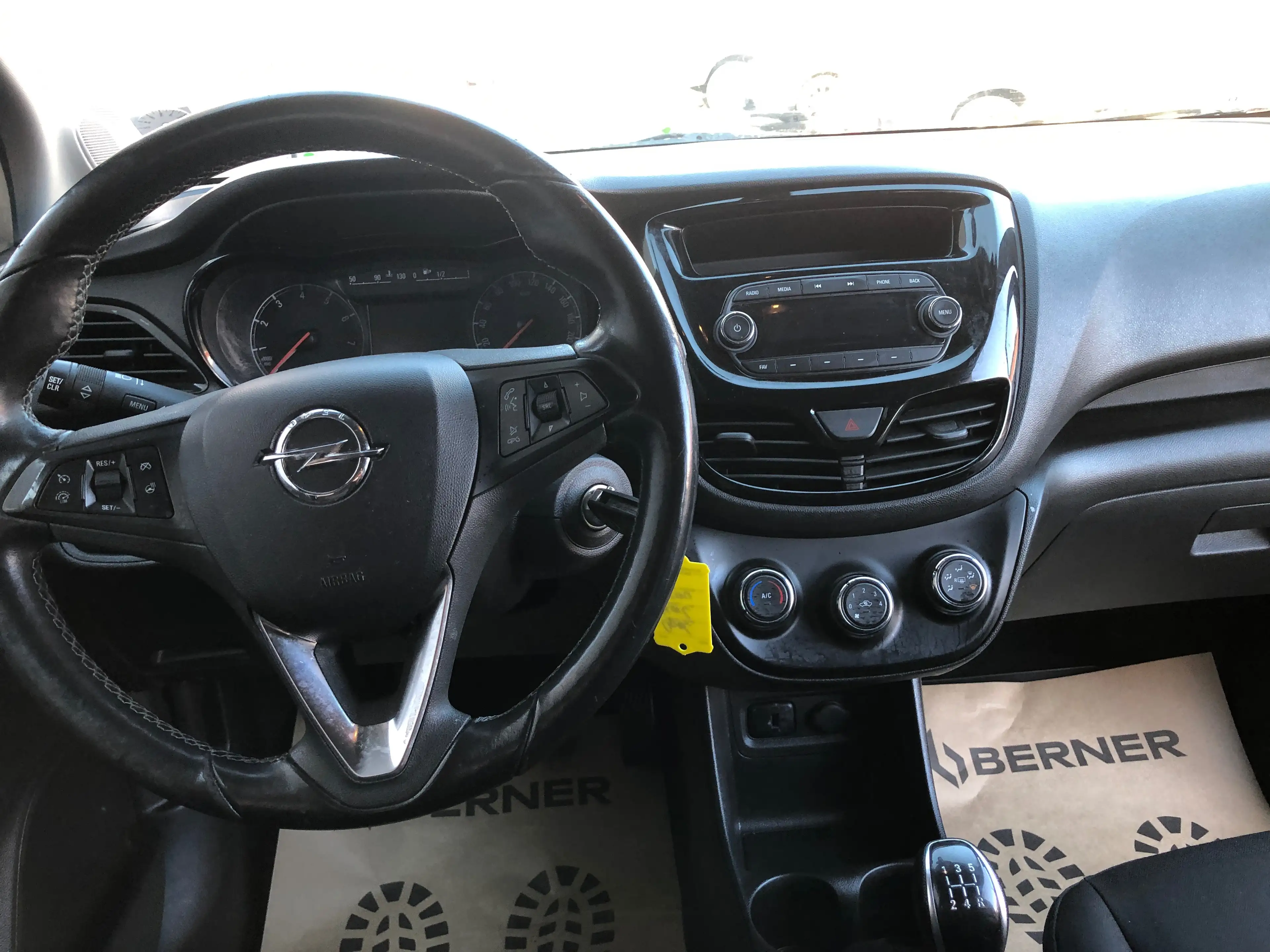 Opel Karl Karl 1,0  Rocks Eco-Paket #ABSOLUTER TOP ZUSTAND#PICKERL NEU#SITZHEIZUNG# — photo 10