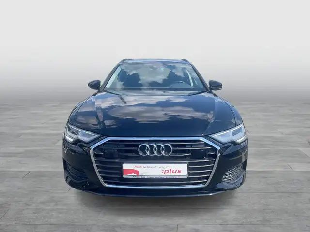 Audi A6 Avant view 8