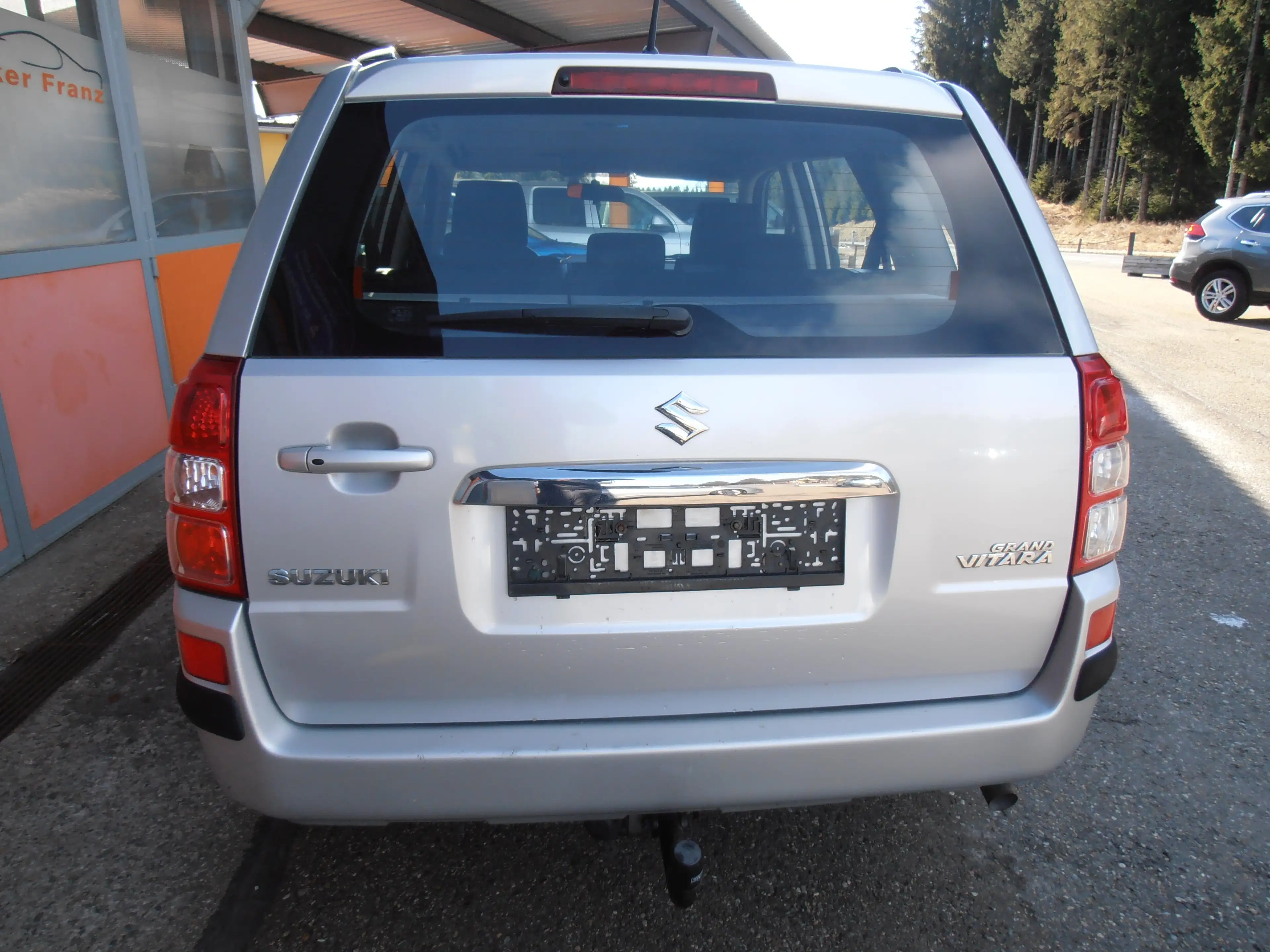 Suzuki Grand Vitara 1.9 DDIS Deluxe 5trg — photo 14