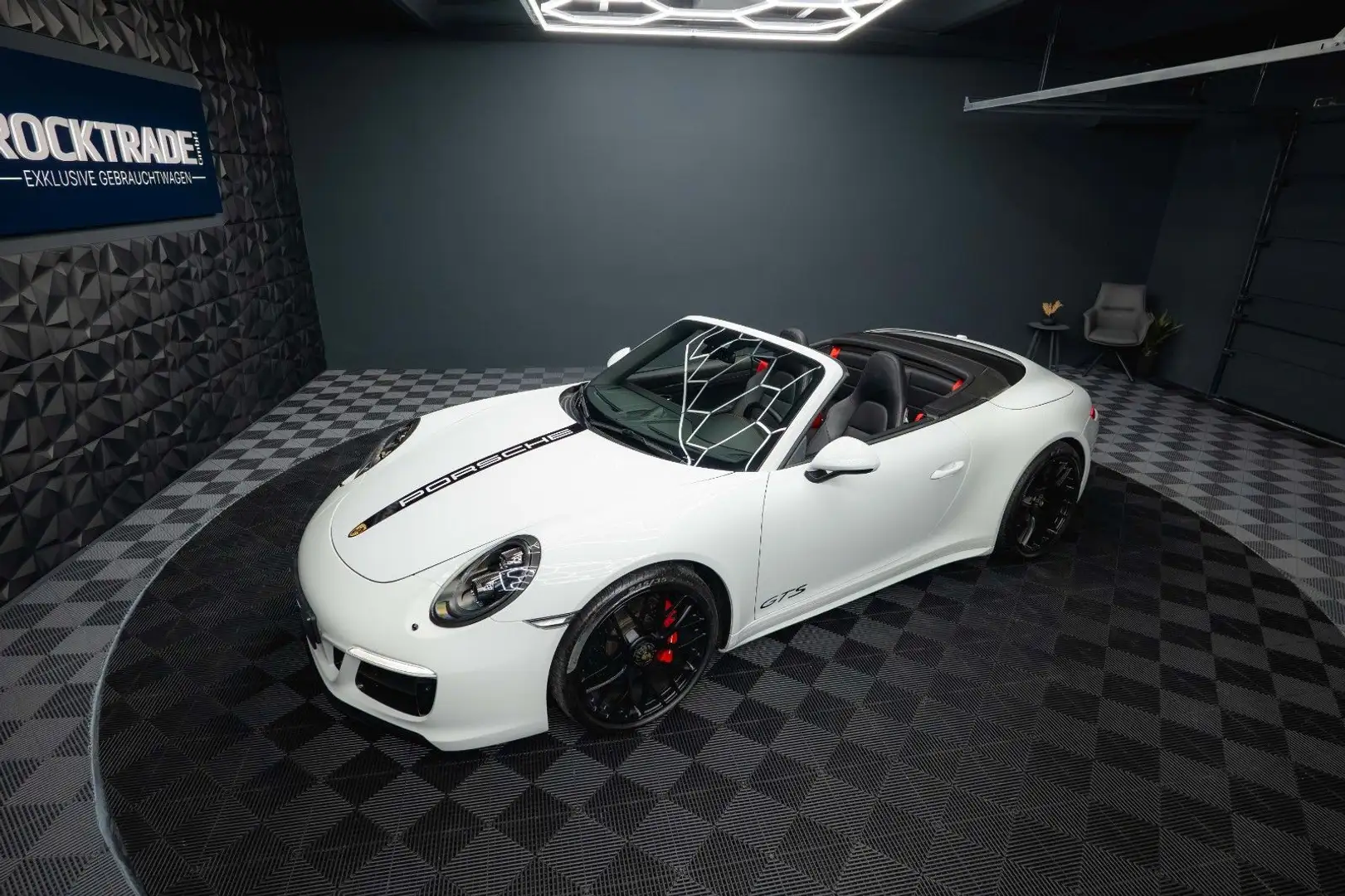 Porsche 991 911 991.2 Carrera 4 GTS Cabrio *ACC*LED*111Check Weiß - 2