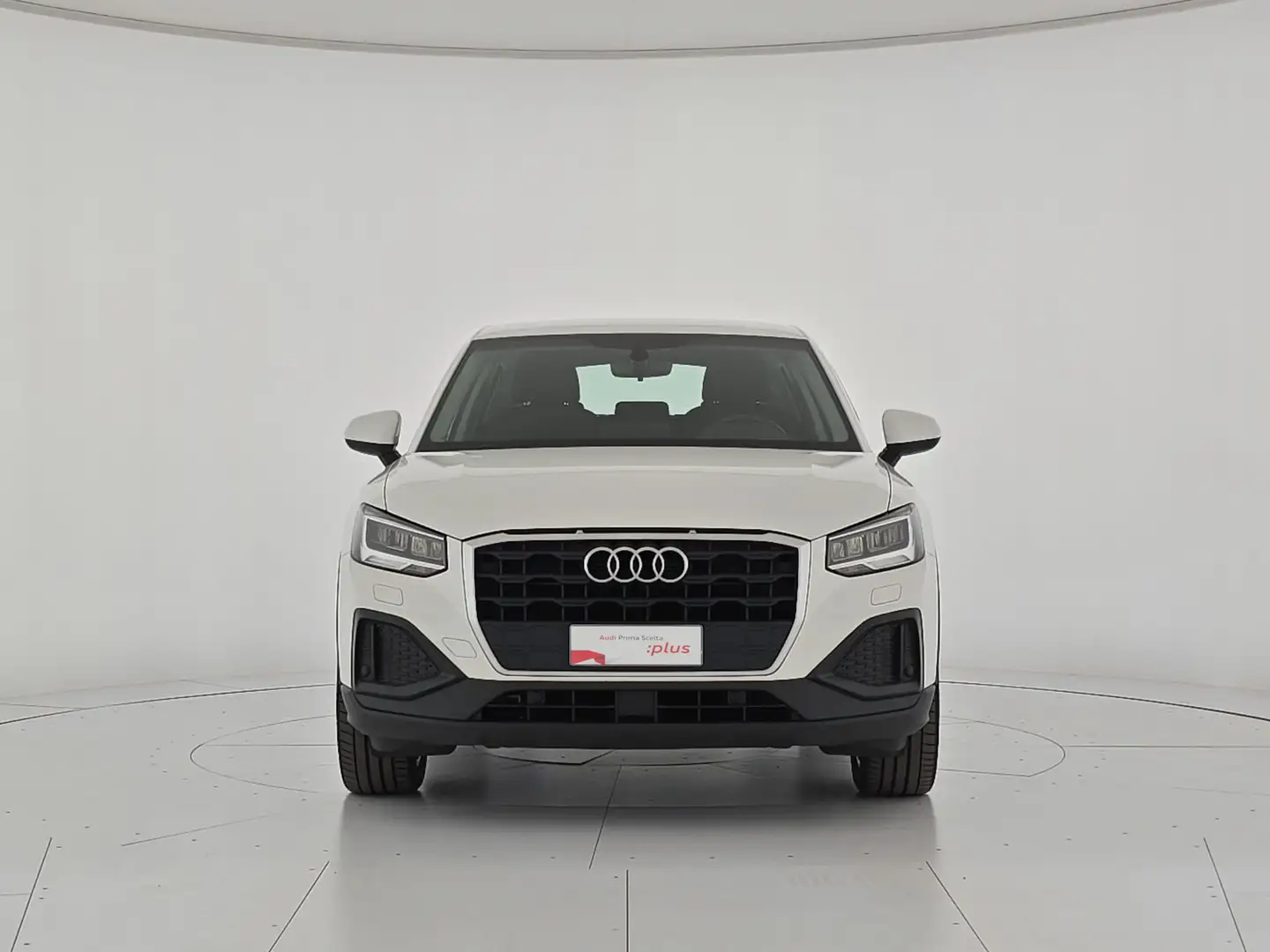 Audi Q2 30 1.0 tfsi admired Blanc - 2