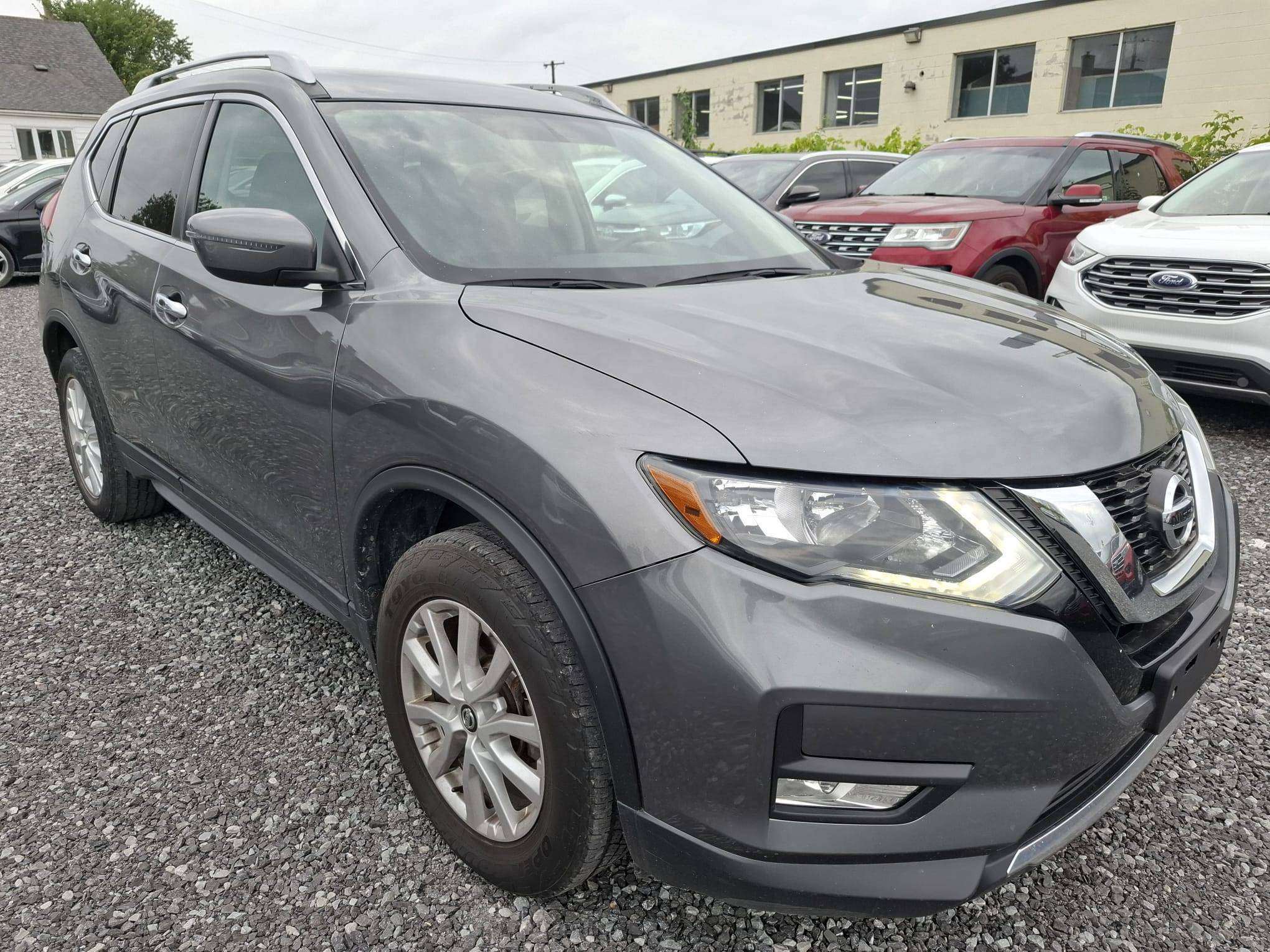 2017 Nissan Rogue SV AWD | Remote Start | Pano | Heated Seats | Cam — снимка 1