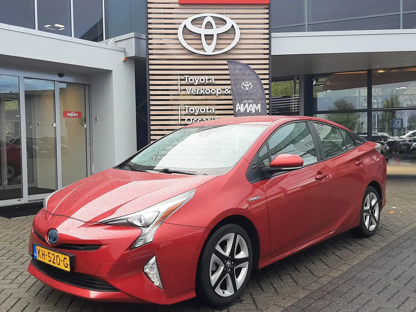 Toyota Prius 1.8 Business Plus NAVI PARK-SENSOREN BLIND-SPOT KE Rouge - 1