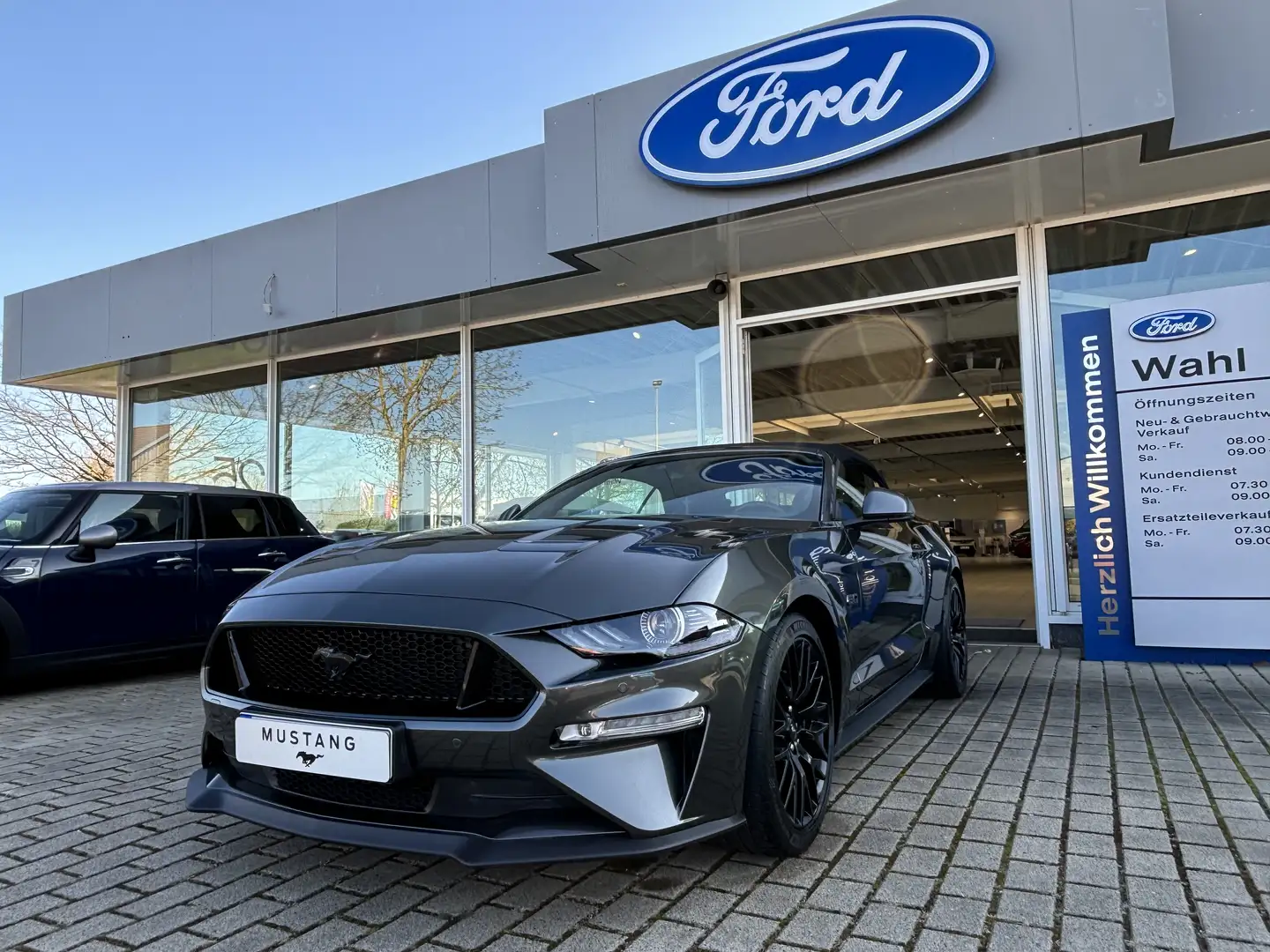 Ford Mustang Convertible 5.0 Ti-VCT V8 Aut. GT Grau - 1