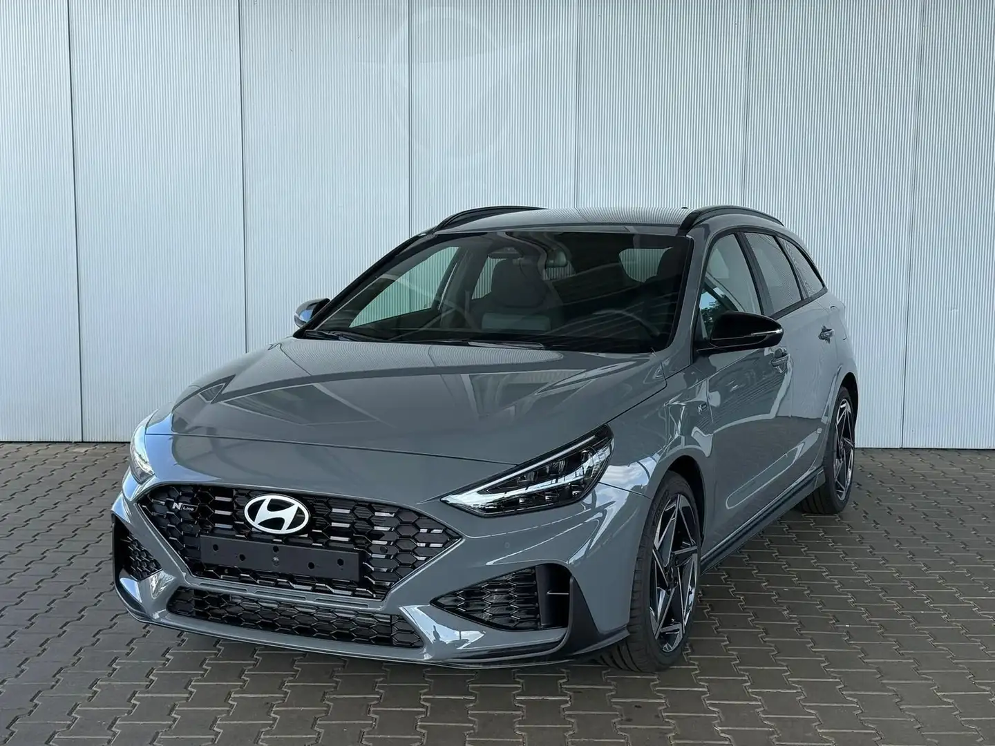 Hyundai i30 Kombi N-Line Nav Kam PDC LED Shzg Lkrhzg Gris - 1