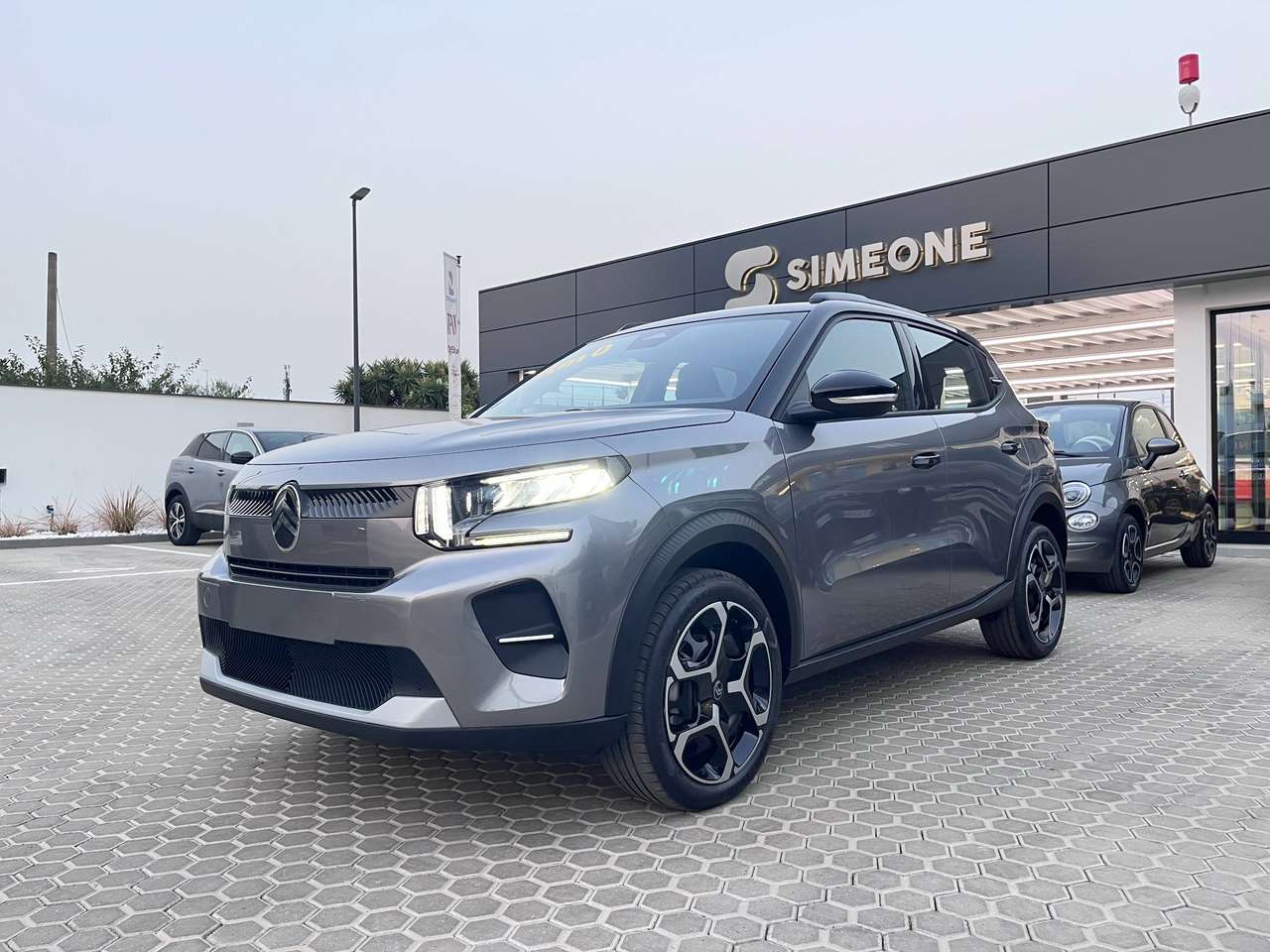 Citroen C3 C3 1.2 hybrid Plus 110cv edcs6 Automatic Km0