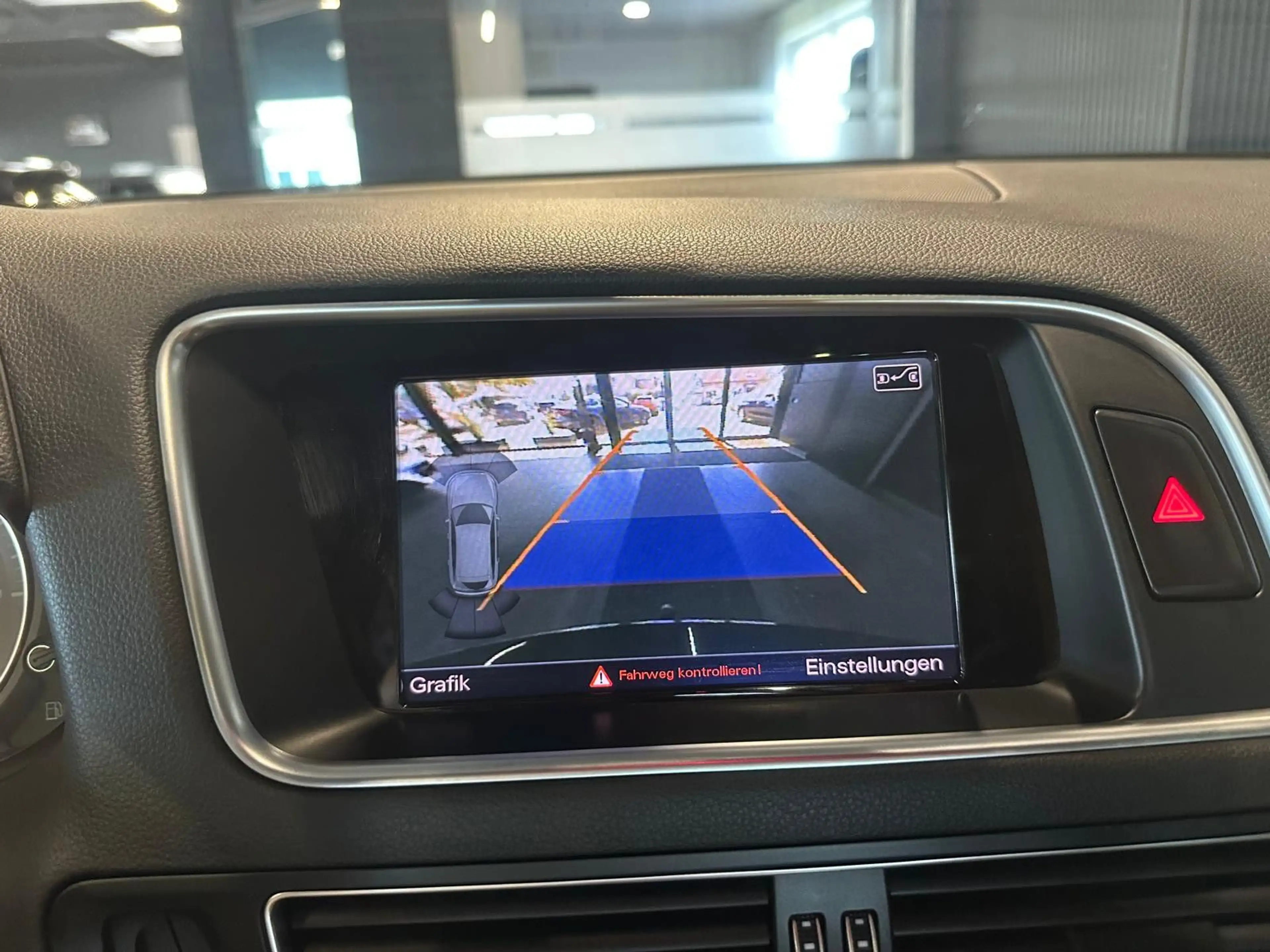 Audi SQ5 3.0 TDI Competition Quattro/PANO/21Z/AHK/B&O — photo 14
