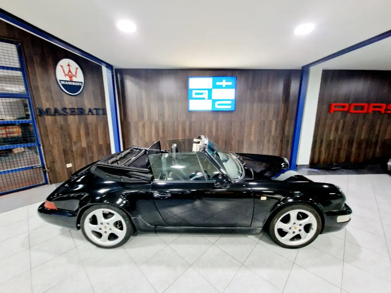 Porsche 964 3.6 Carrera 4 Cabrio, foto 12