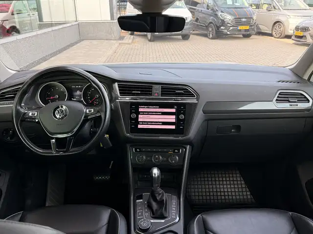 Volkswagen Tiguan view 20
