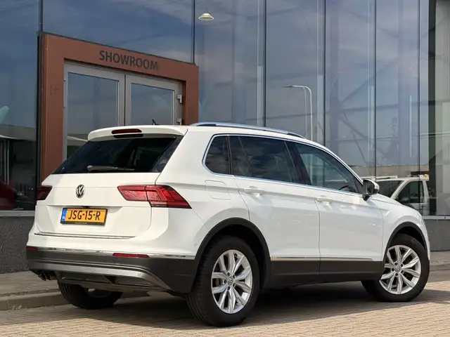 Volkswagen Tiguan view 13