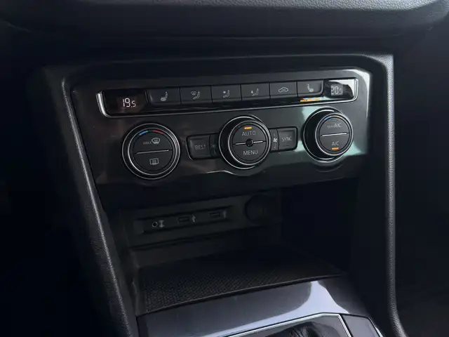 Volkswagen Tiguan view 25