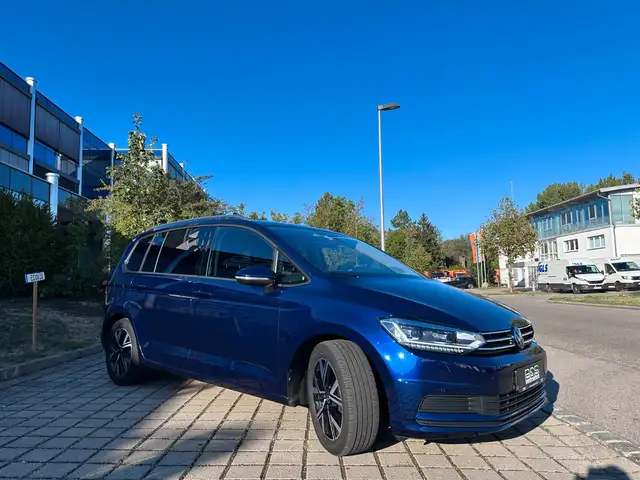 Volkswagen Touran view 8