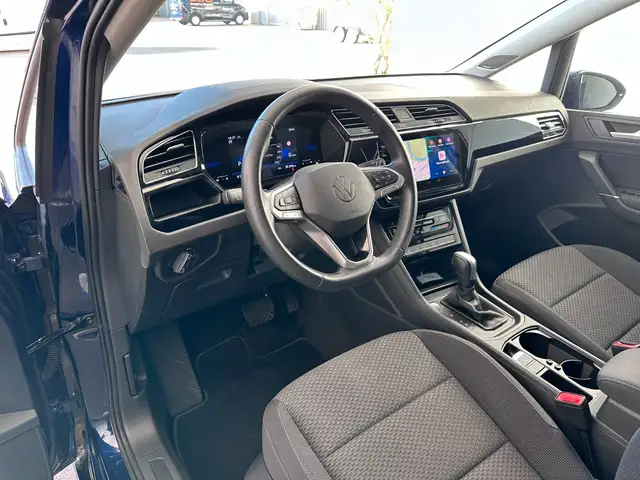 Volkswagen Touran view 13