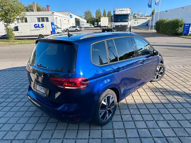 Volkswagen Touran view 7