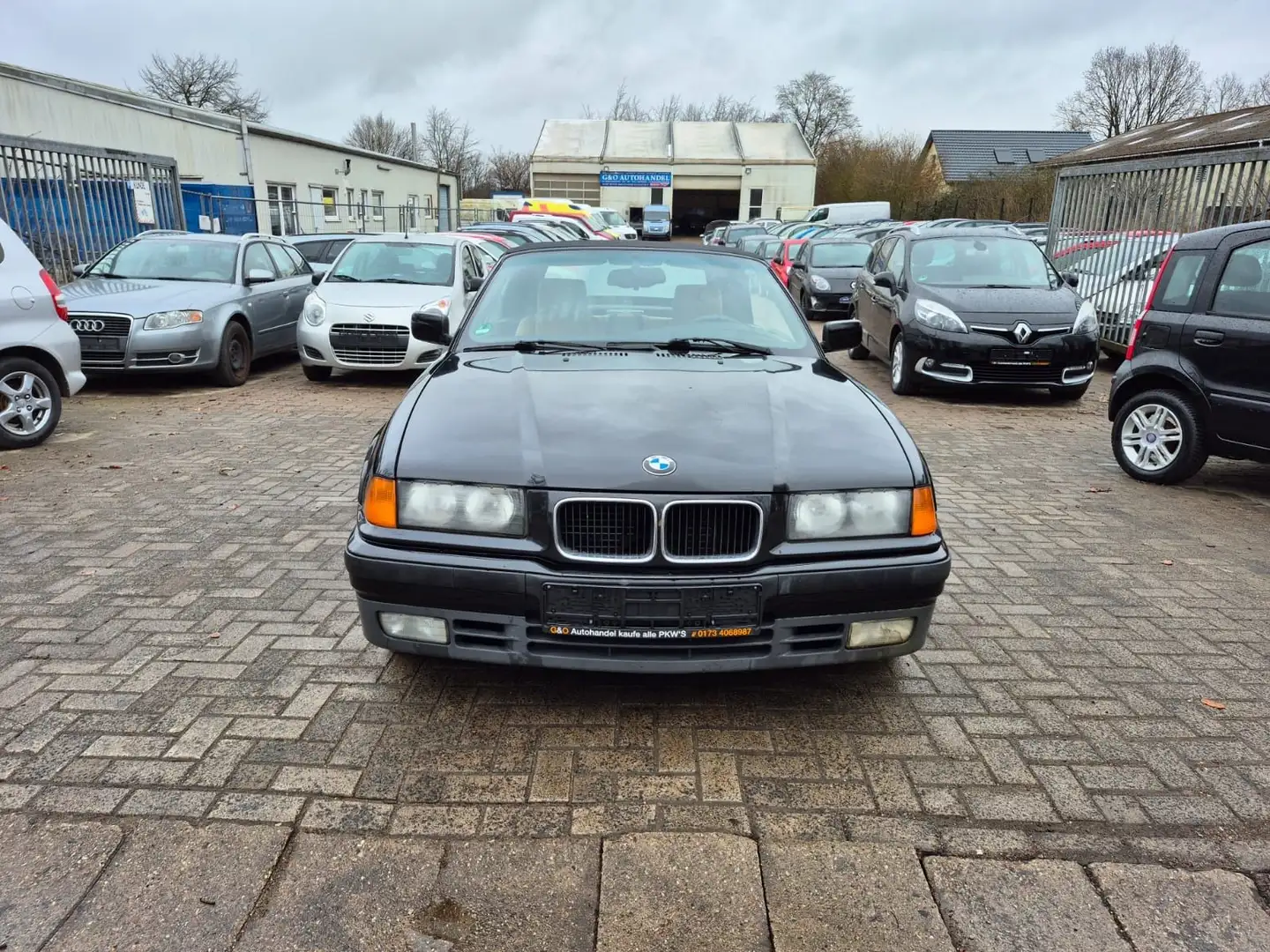 BMW 318 i * cabrio *Automatik*Leder * Schwarz - 2