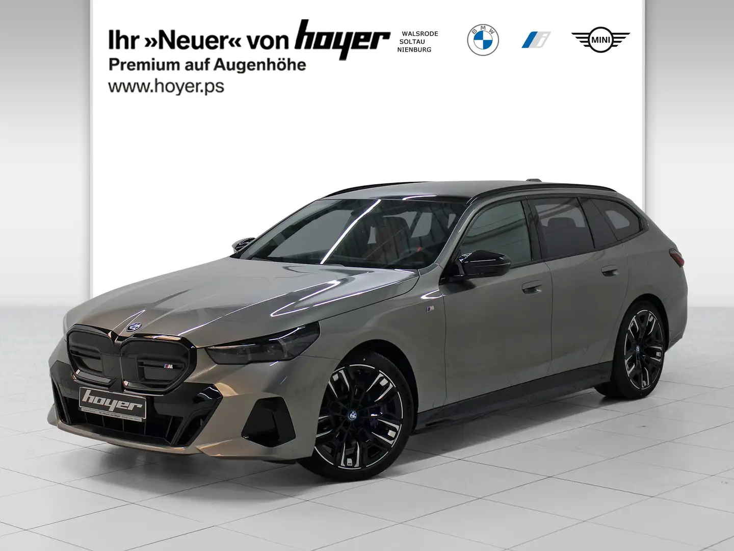 BMW i5 M60 xDrive Touring M Sportpaket Pro AHK Pano Grau - 1