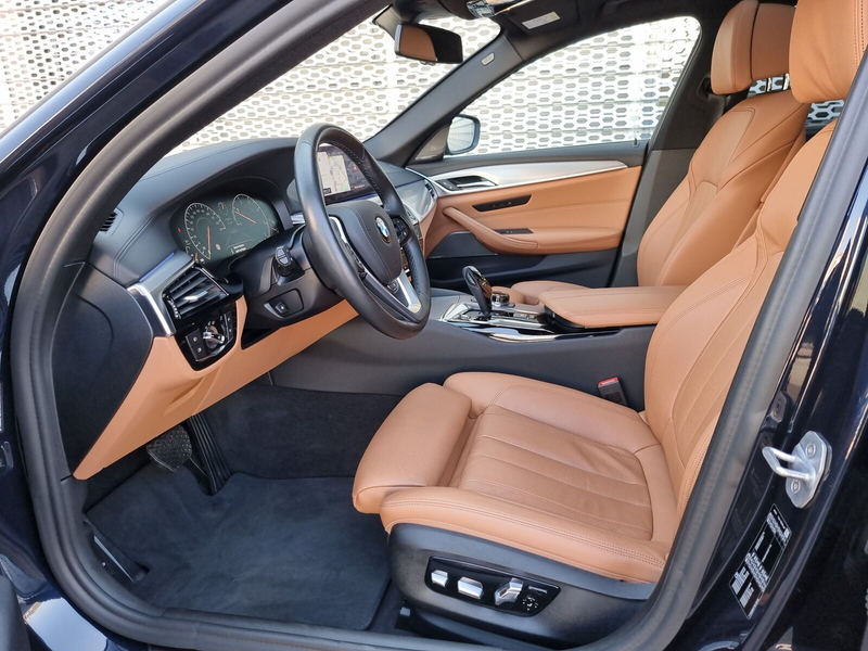 BMW 520 d Touring Panodach Leder Standh. — photo 10