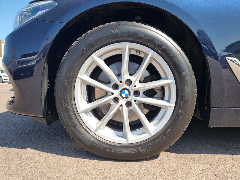 BMW 520 d Touring Panodach Leder Standh. — photo 7