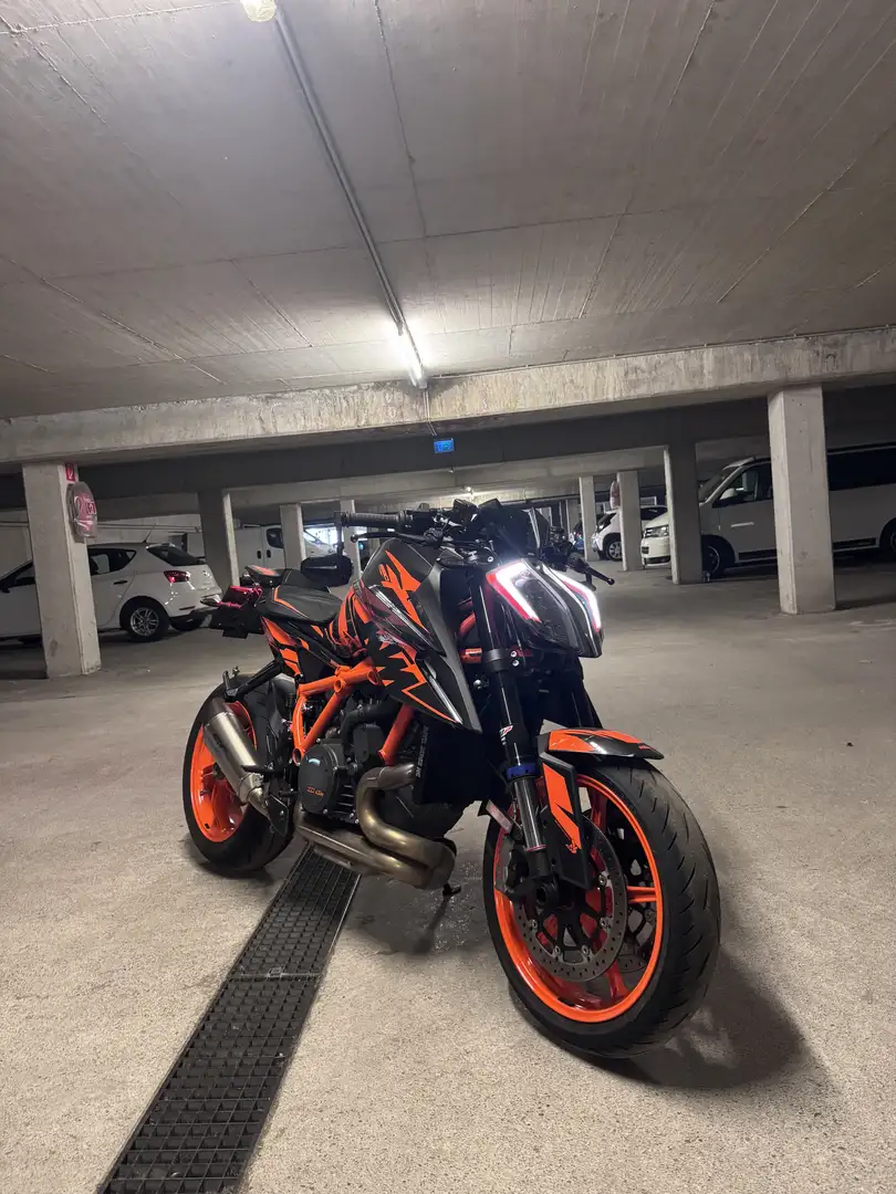 KTM 1290 Super Duke R EVO narančasta - 1