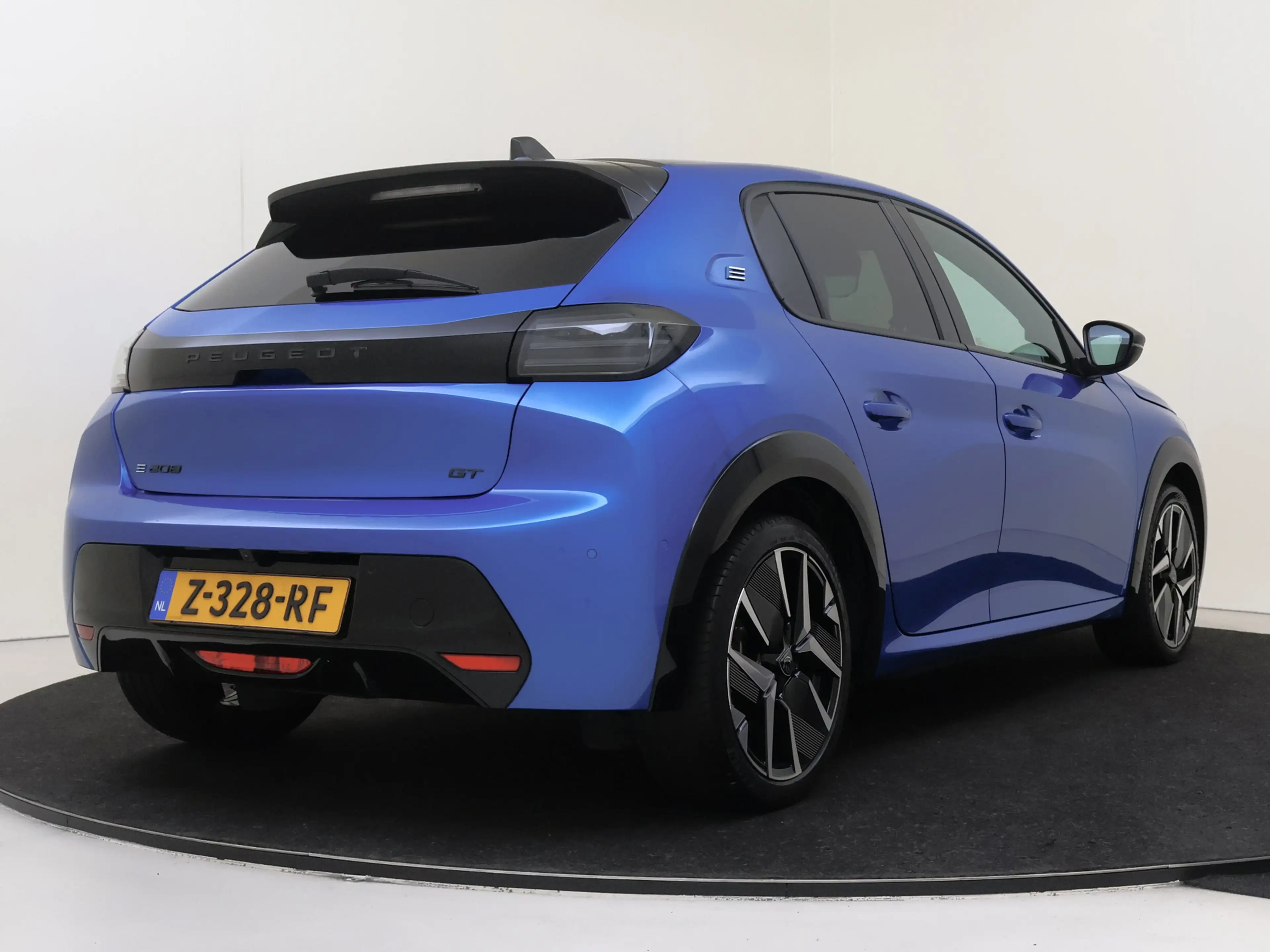 Peugeot e-208 EV GT 51 kWh LONG RANGE PANORAMADAK + ALCANTARA — photo 12