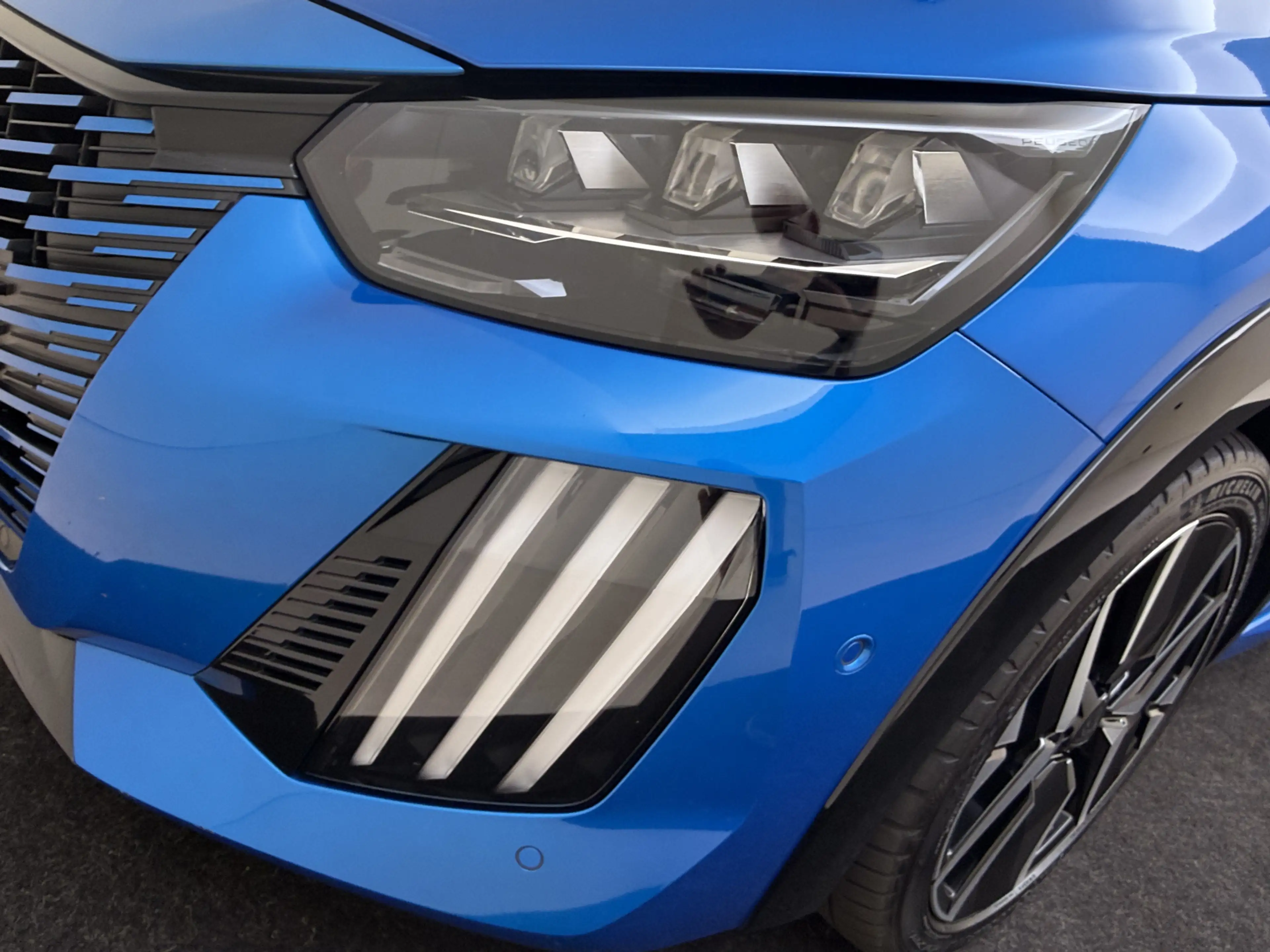 Peugeot e-208 EV GT 51 kWh LONG RANGE PANORAMADAK + ALCANTARA — photo 14
