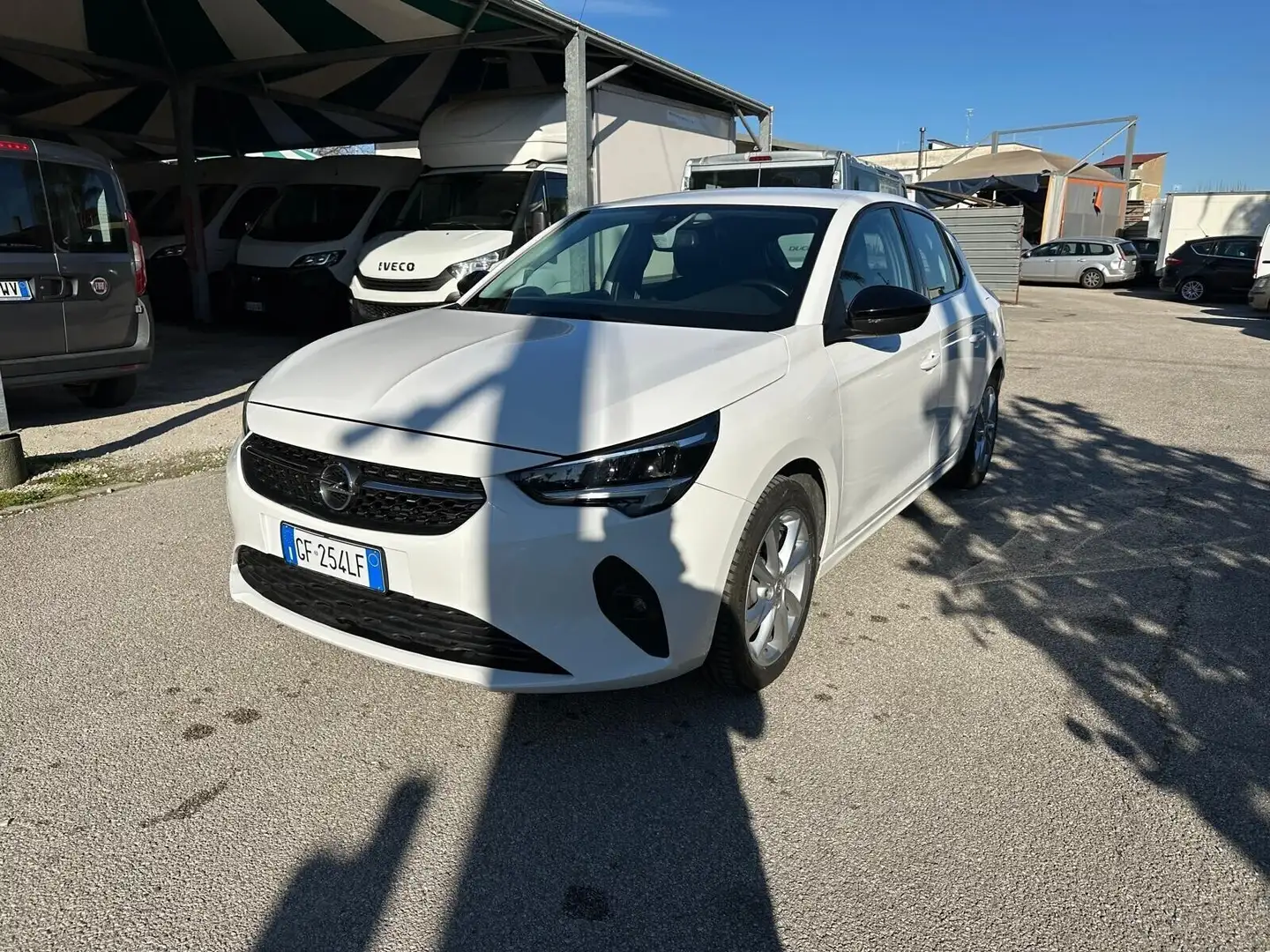 Opel Corsa 1.2 Elegance Bianco - 2