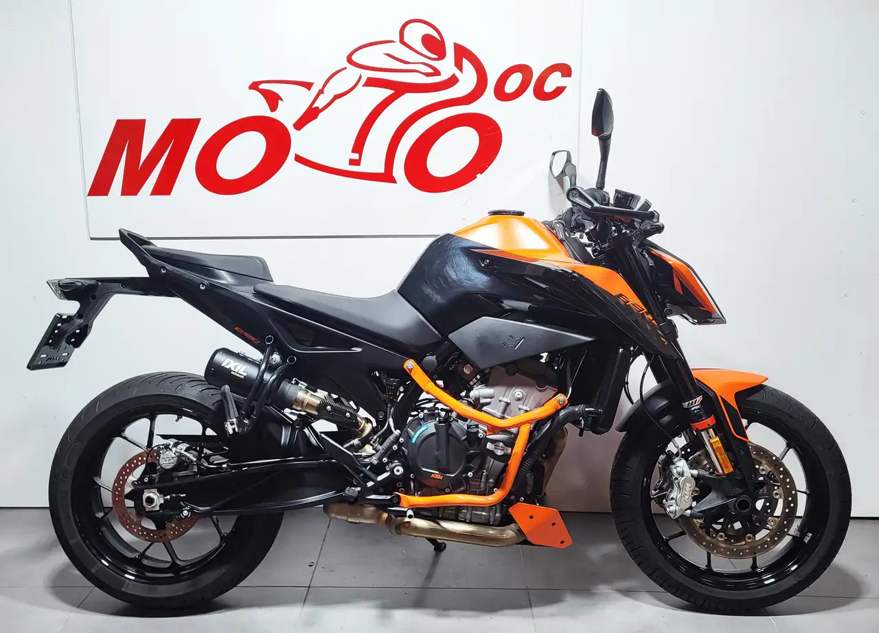 KTM 890 Duke