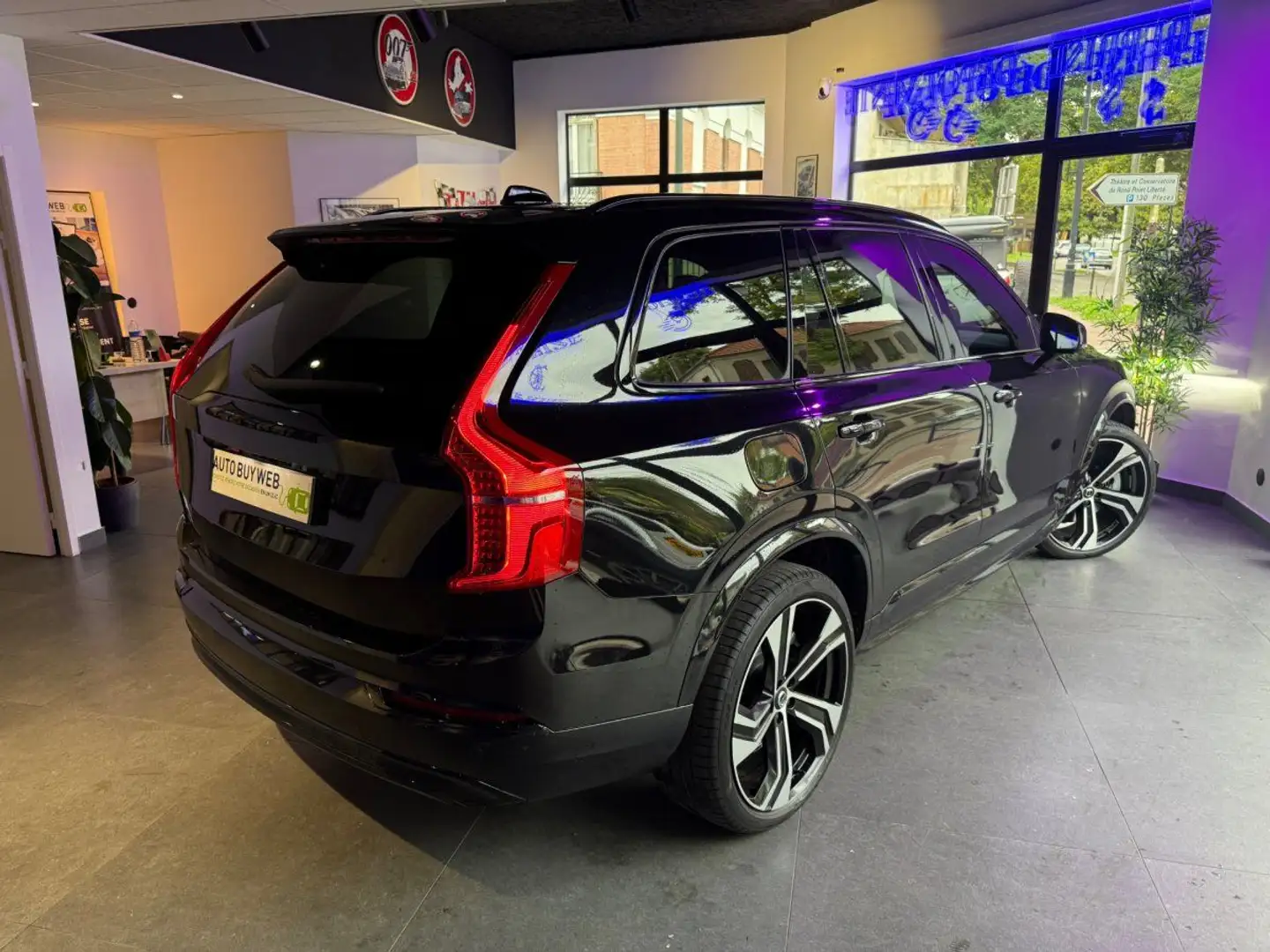 Volvo XC90 Recharge T8 AWD 310%2B87 ch Geartronic 8 7pl R-Design Nero - 2
