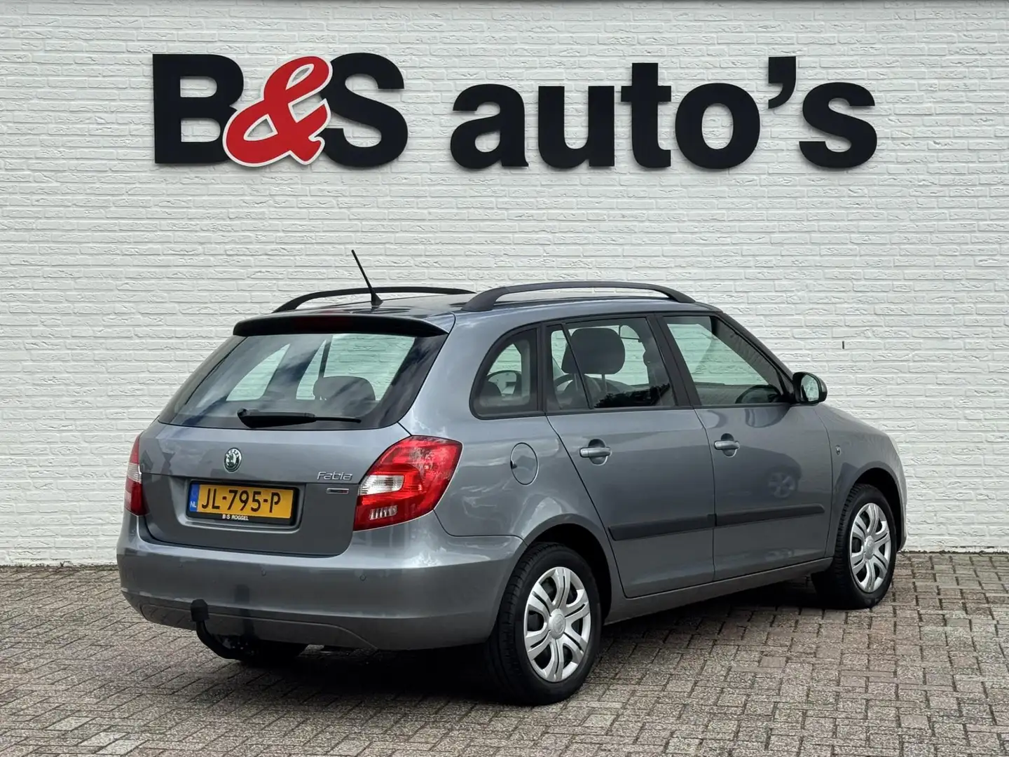 Skoda Fabia Combi 1.2 TSI Ambition Businessline Trekhaak Cruis Grigio - 2