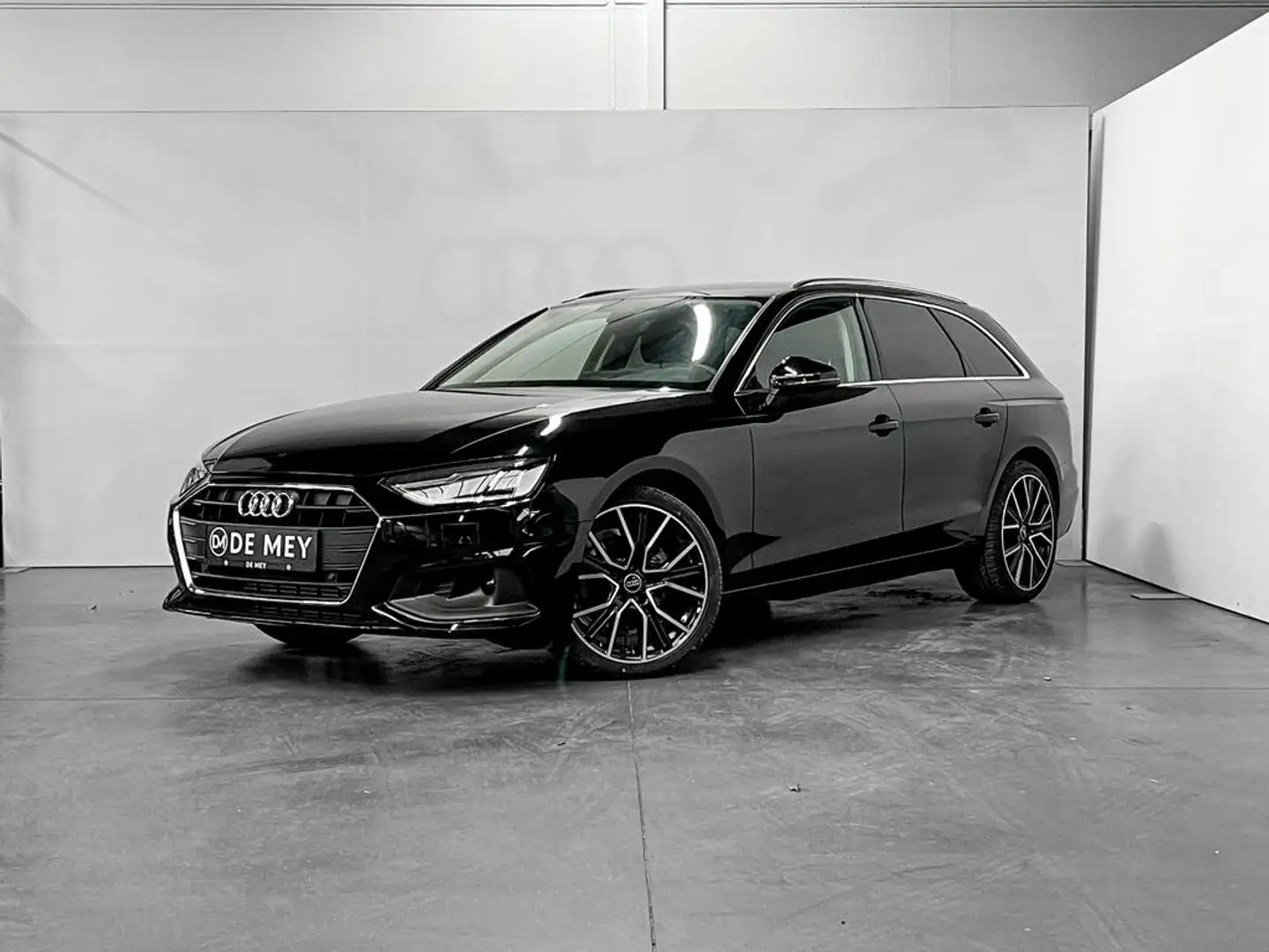 Audi A4 Avant 35 TFSI 150 PK / Carplay / Camera / C.C. / Navigatie / PDC Noir - 2