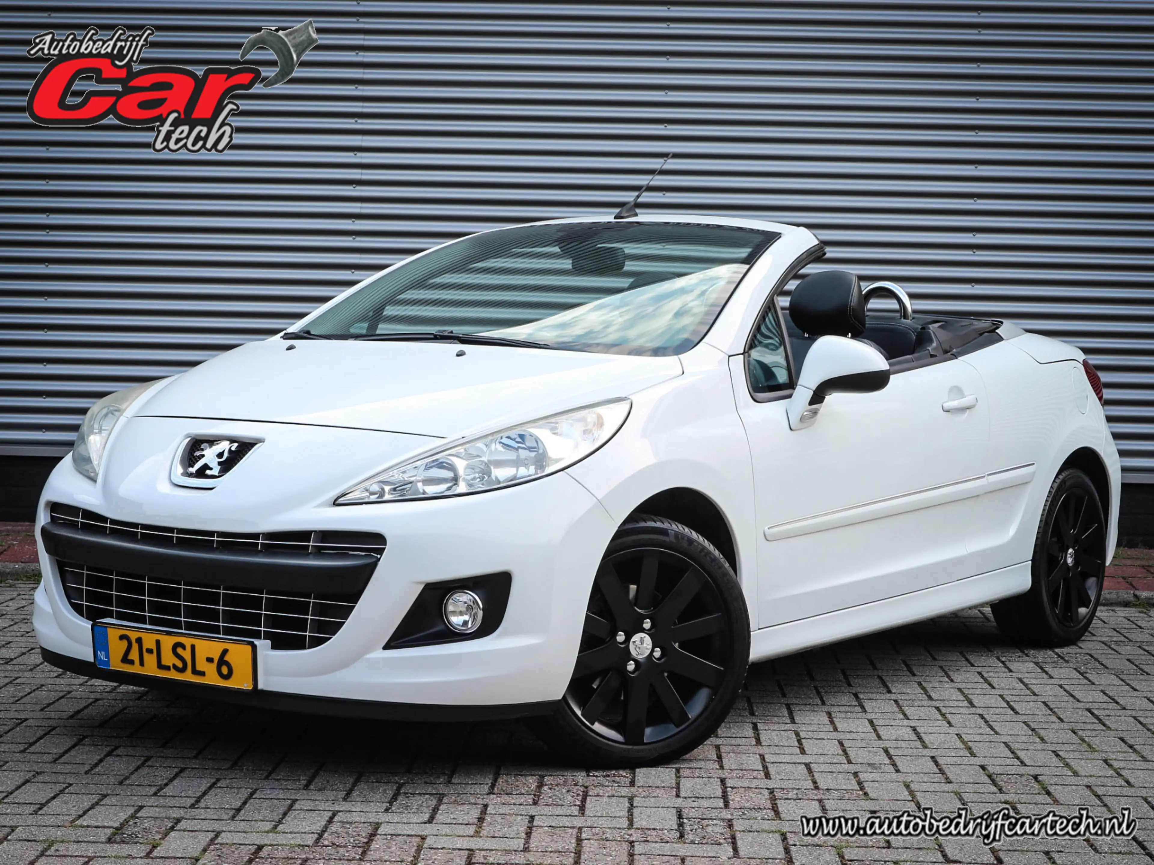 Peugeot 207 CC 1.6 VTi Noir & Blanc | Clima | Cruise | Audio |
