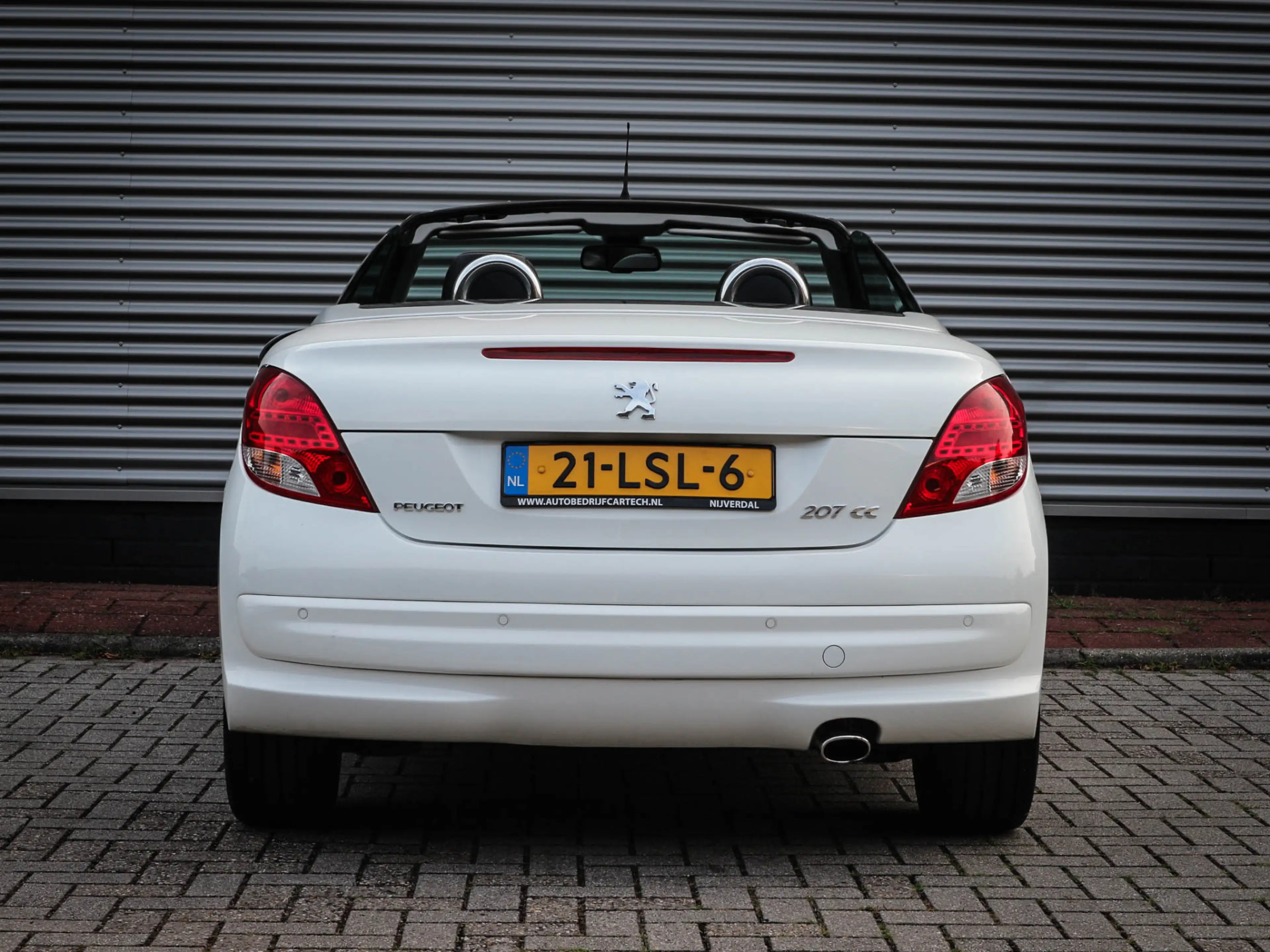 Peugeot 207 CC 1.6 VTi Noir & Blanc | Clima | Cruise | Audio | — photo 12