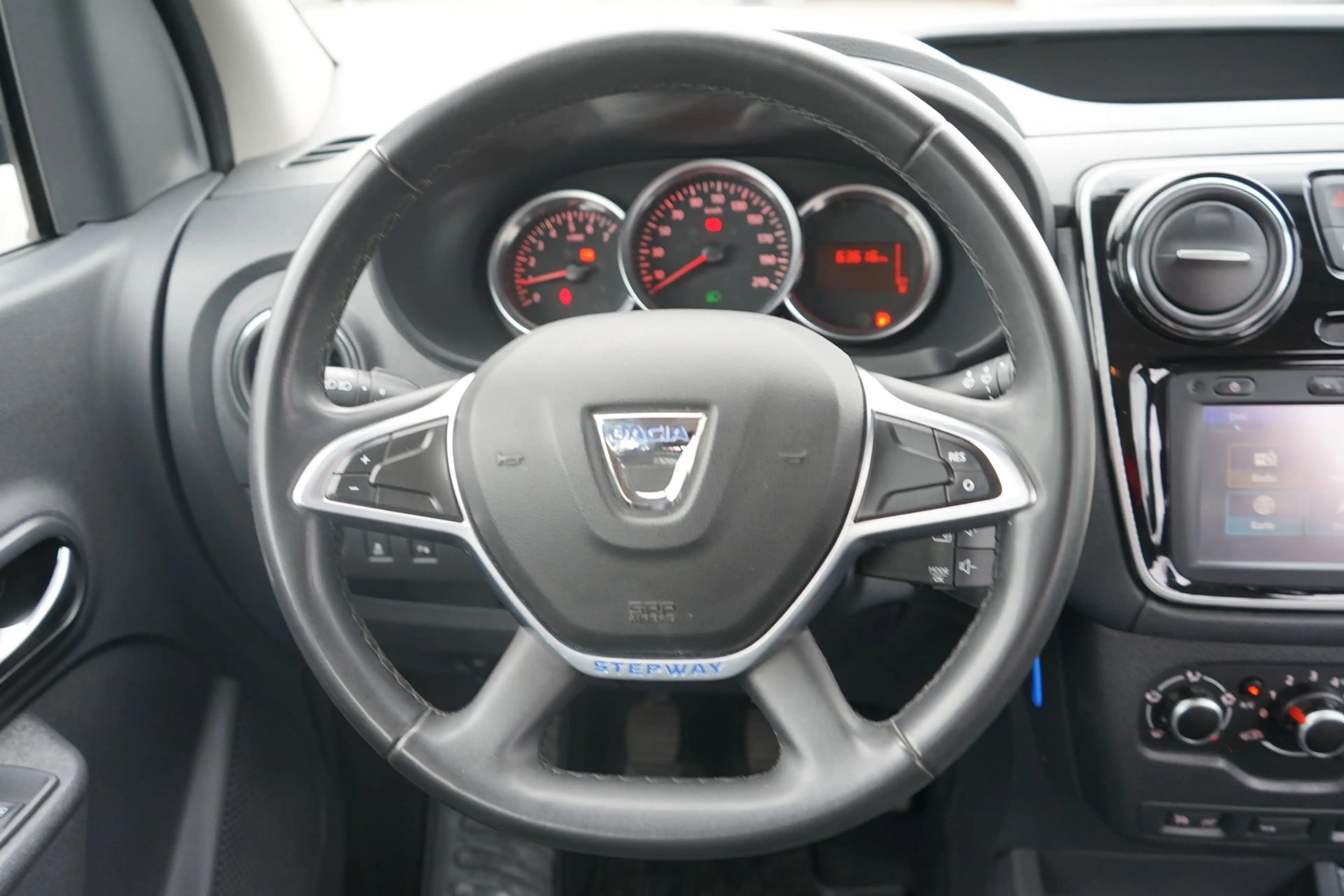 Dacia Dokker 1.2 TCe Celebration Navi Kamera Tempomat — photo 13