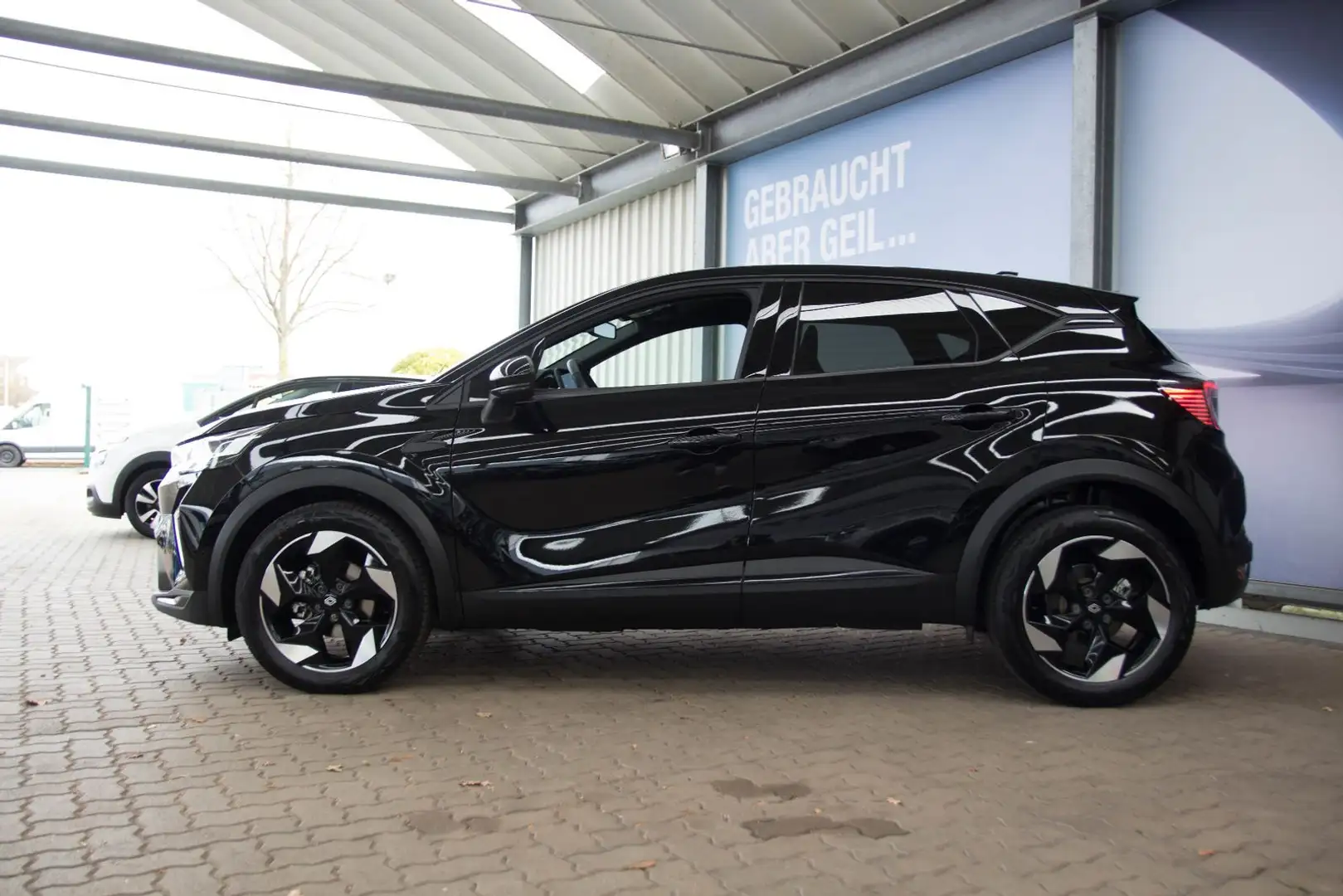 Renault Captur 1.3 TCe 160 Mild-Hybrid Techno NAVI/KAMER Schwarz - 2