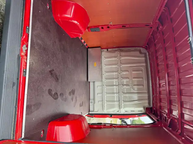 Fiat Ducato view 11