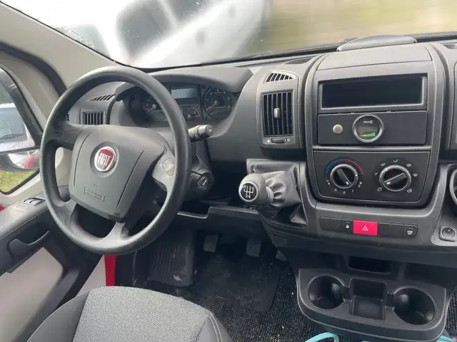 Fiat Ducato view 2