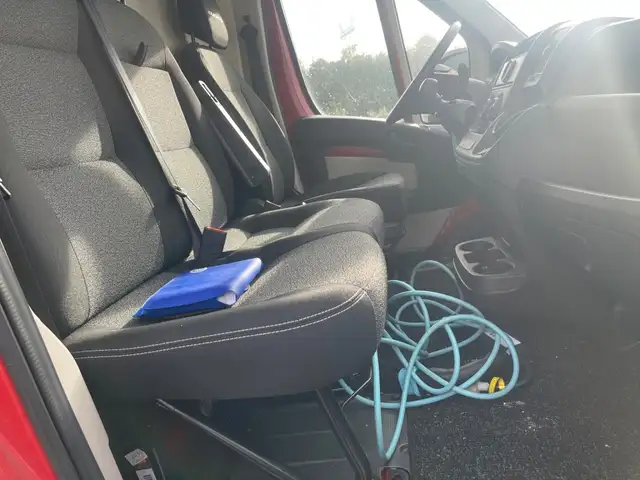 Fiat Ducato view 7