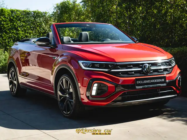 Volkswagen T-Roc view 3