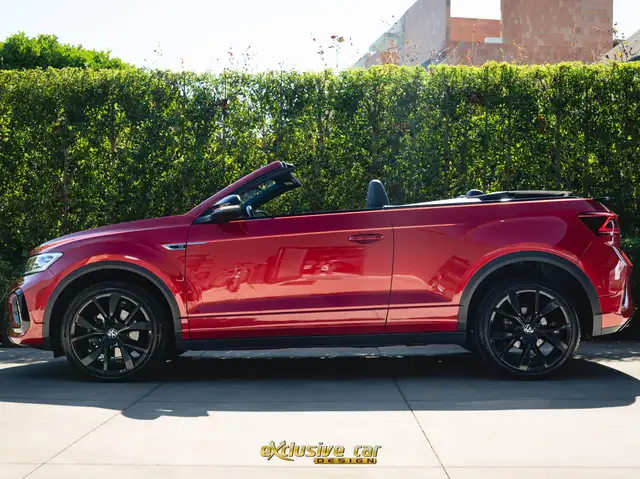 Volkswagen T-Roc view 10